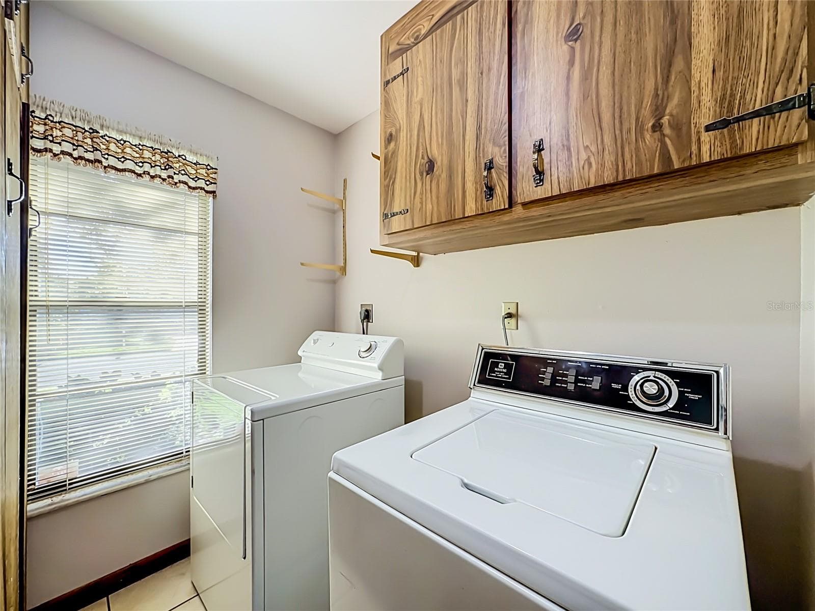 LAUNDRY - 1104 77TH ST NW, BRADENTON
