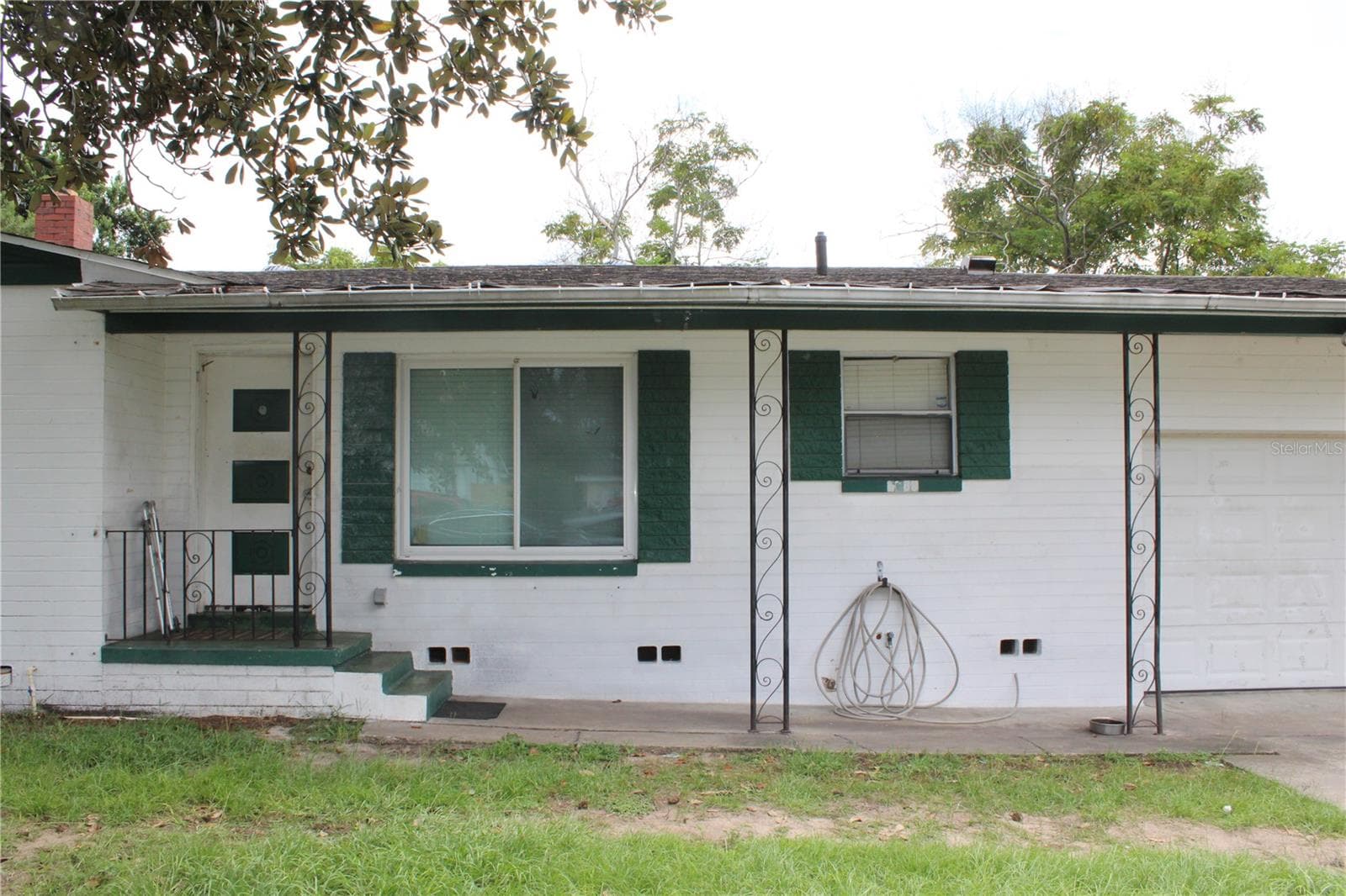 Single Family Residence at 1638 GRAND ST, ORLANDO, photo 2 of 20