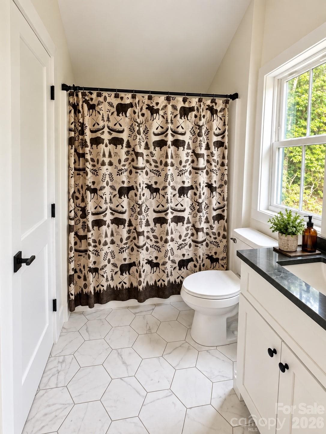 Upstairs bath #2 - 651 Cemetery Road, Nebo