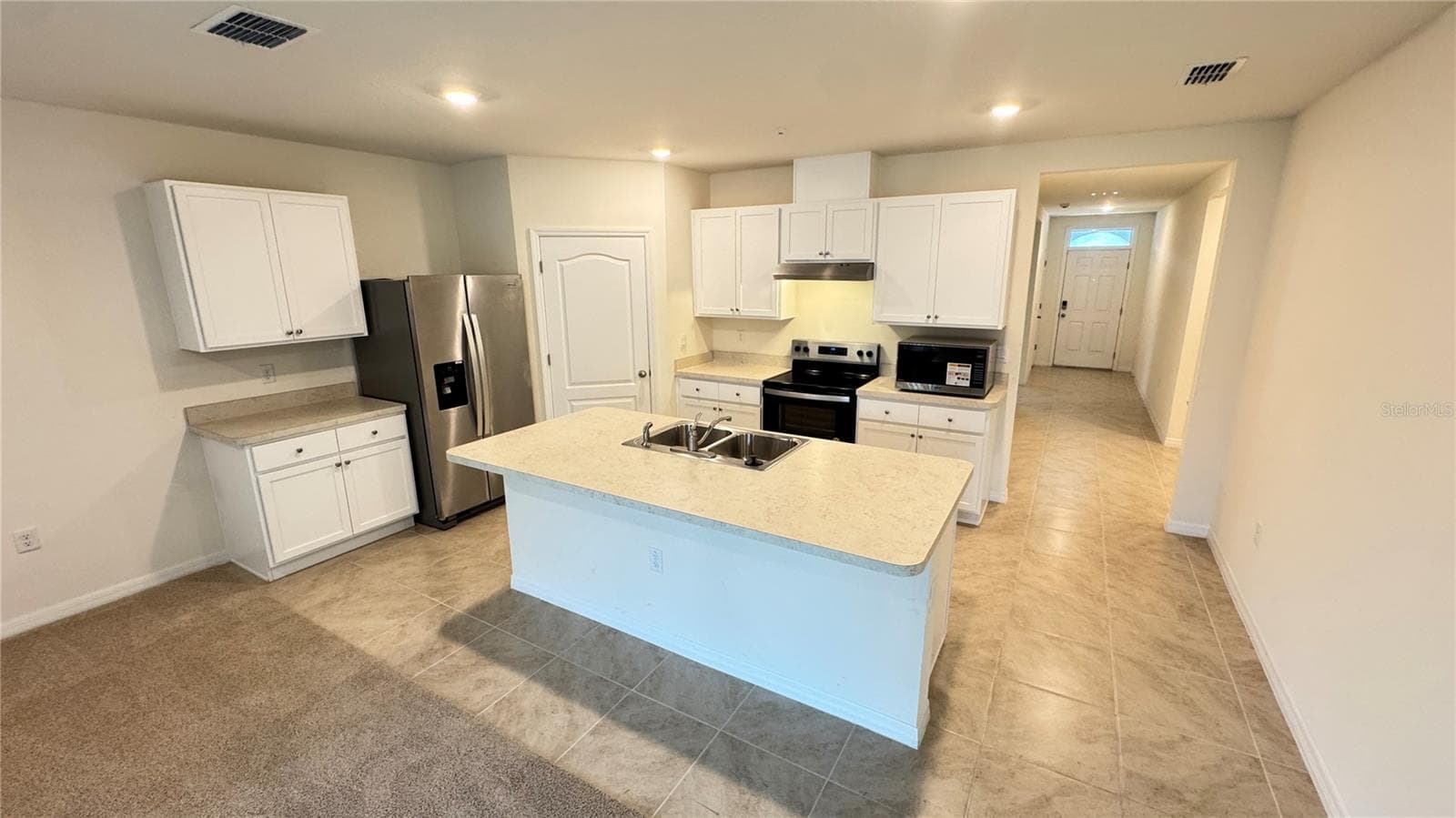 Single Family Residence at 939 STOCKPORT DR, KISSIMMEE, photo 5 of 26