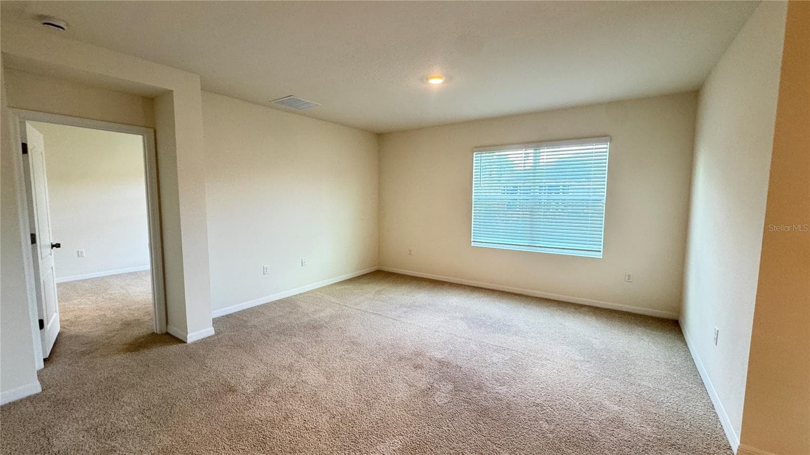 Single Family Residence at 939 STOCKPORT DR, KISSIMMEE, photo 13 of 26