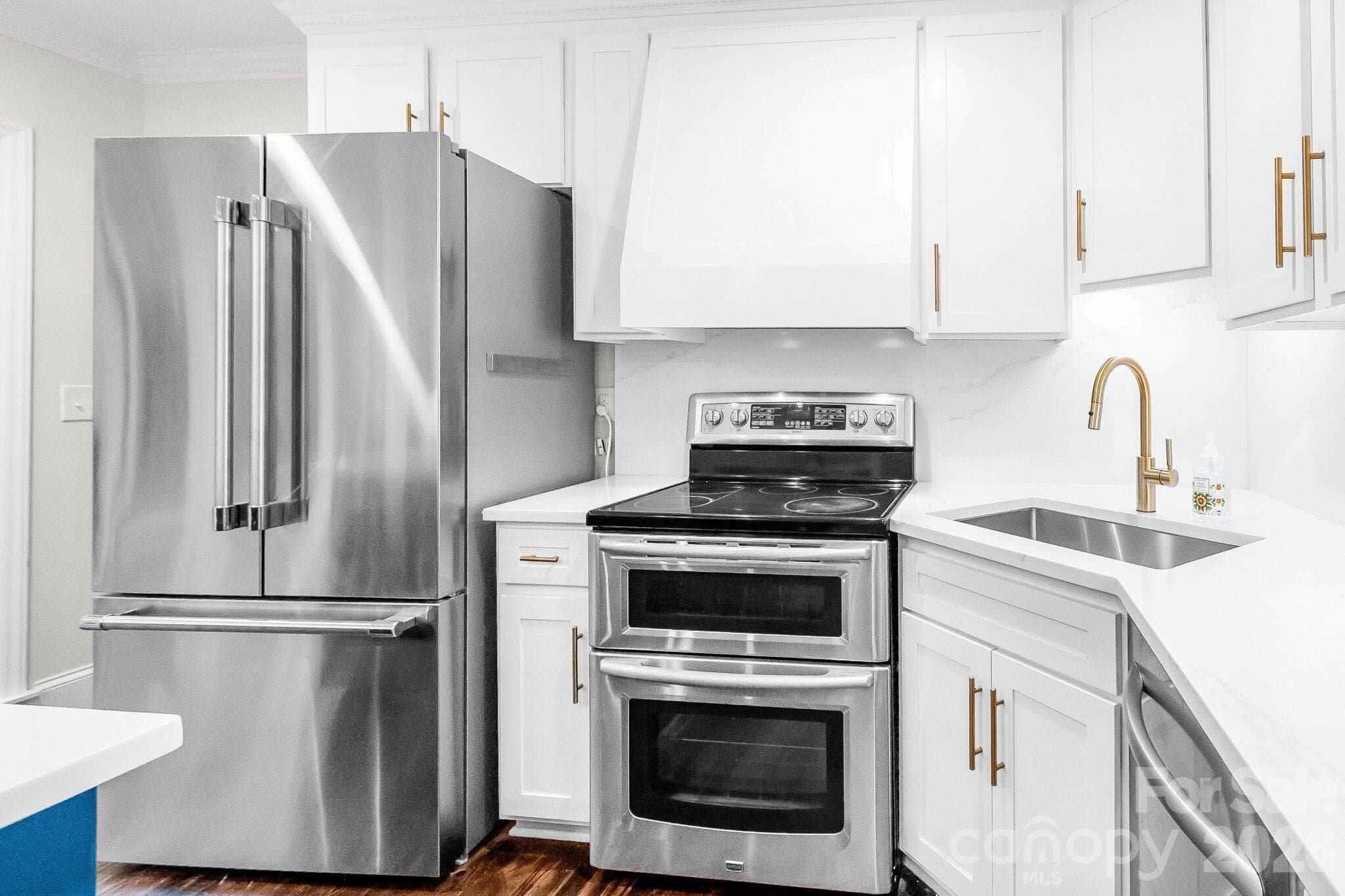 Single Family Residence at 2101 Wittstock Drive, Charlotte, photo 17 of 48