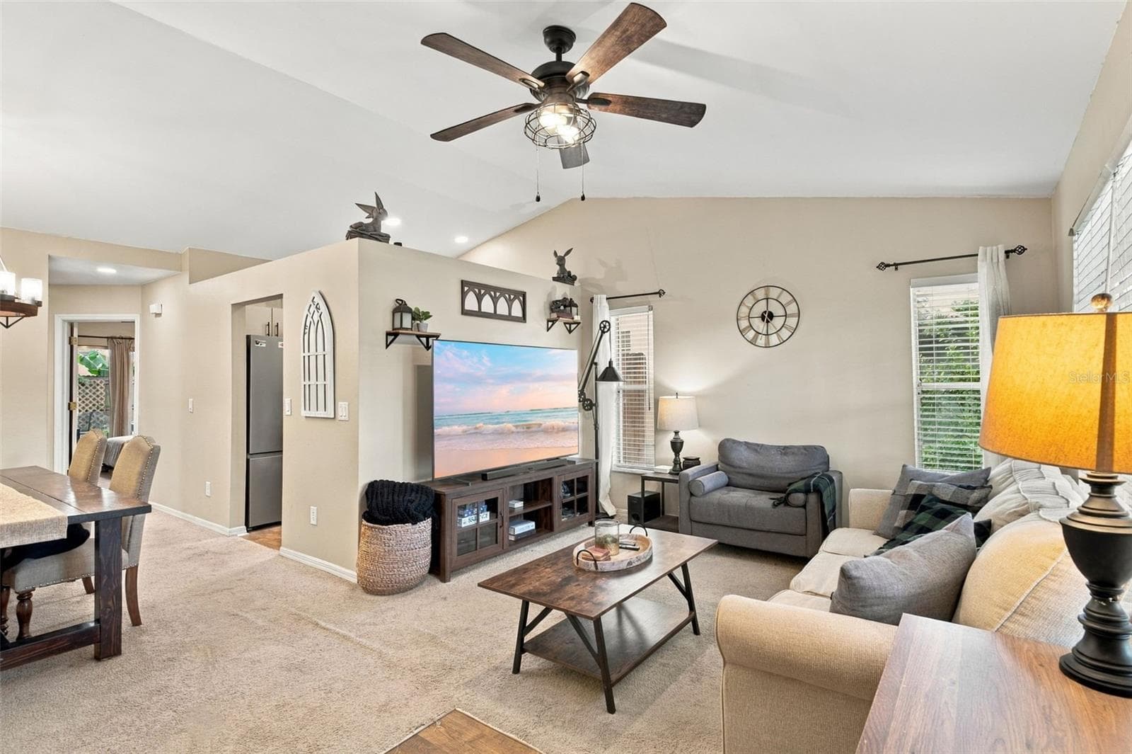Single Family Residence at 9338 CHANDON DR, ORLANDO, photo 3 of 18