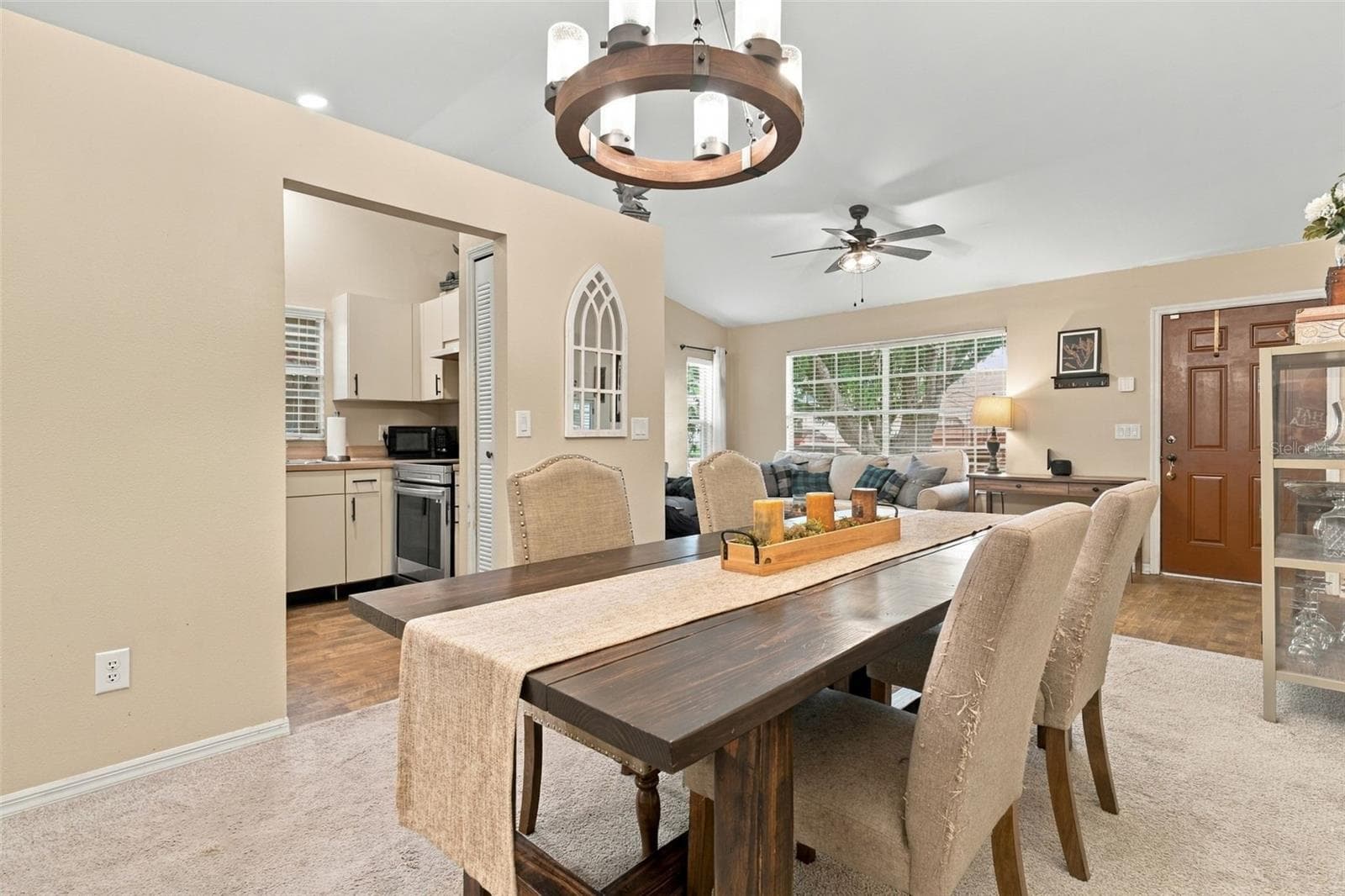 Single Family Residence at 9338 CHANDON DR, ORLANDO, photo 6 of 18