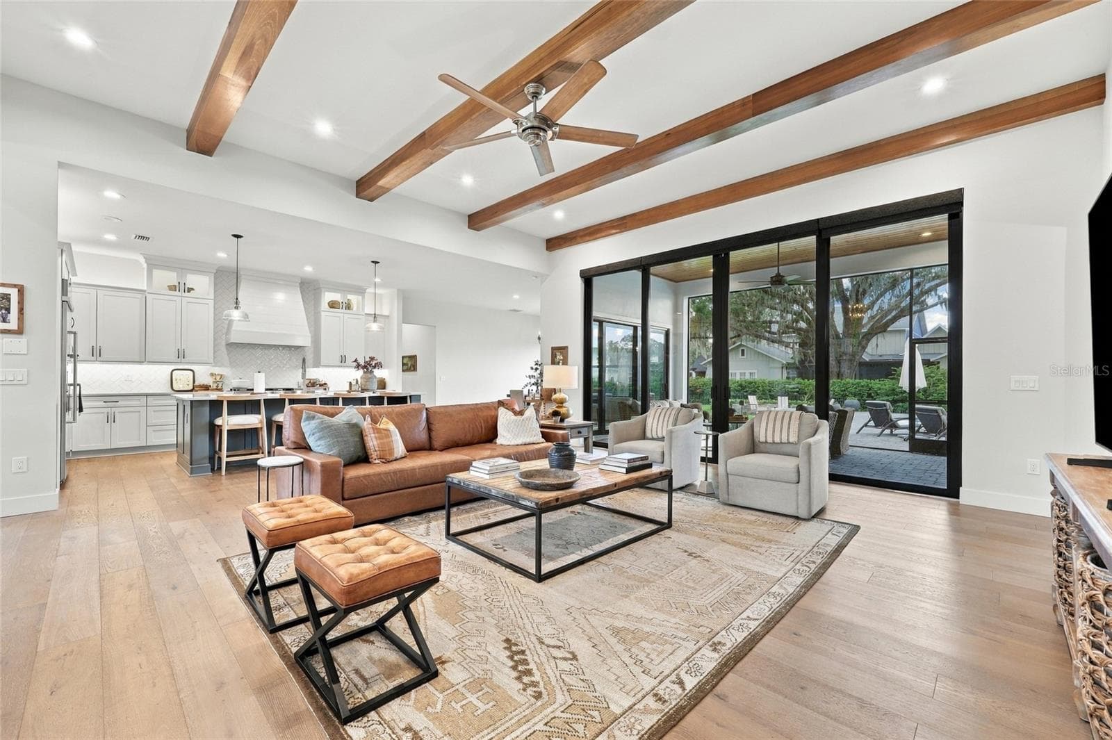 Single Family Residence at 15210 E OAKLAND AVE, WINTER GARDEN, photo 9 of 49