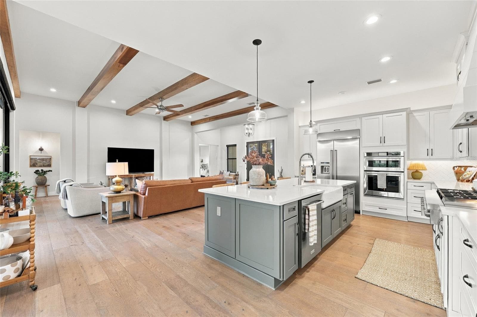 Single Family Residence at 15210 E OAKLAND AVE, WINTER GARDEN, photo 14 of 49