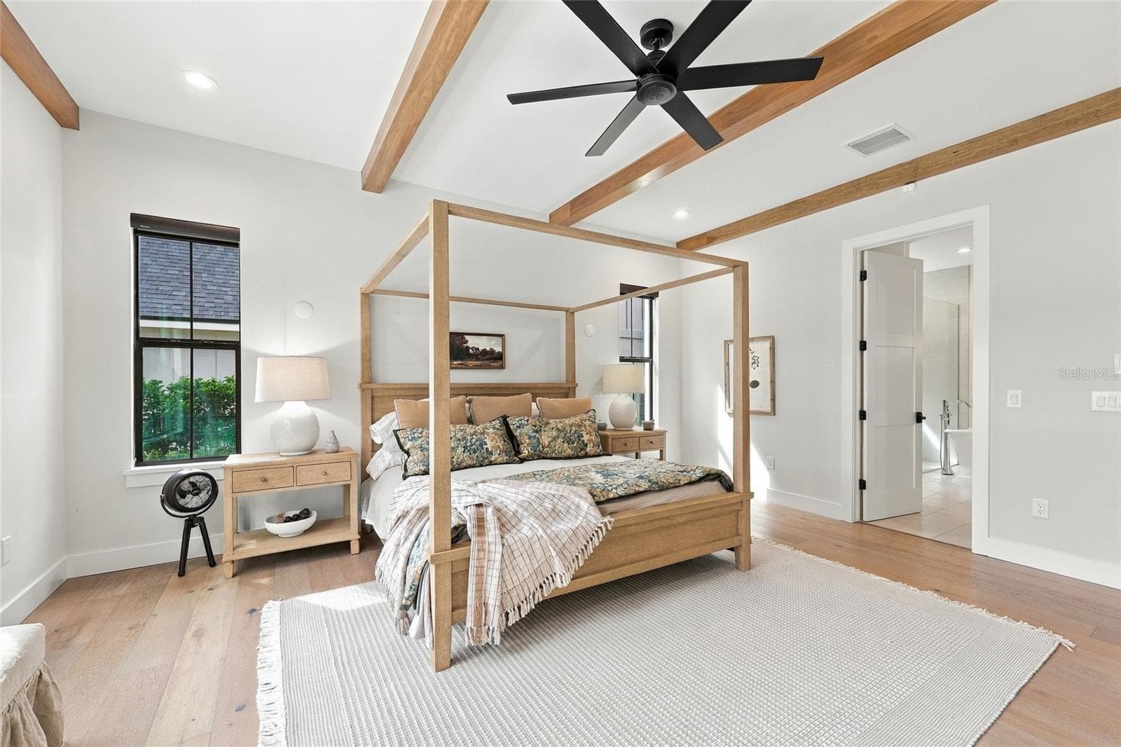 Single Family Residence at 15210 E OAKLAND AVE, WINTER GARDEN, photo 21 of 49
