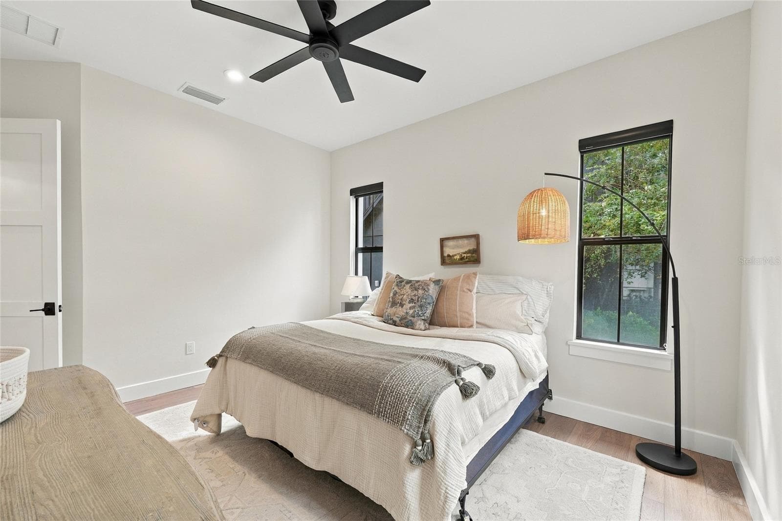 Single Family Residence at 15210 E OAKLAND AVE, WINTER GARDEN, photo 29 of 49