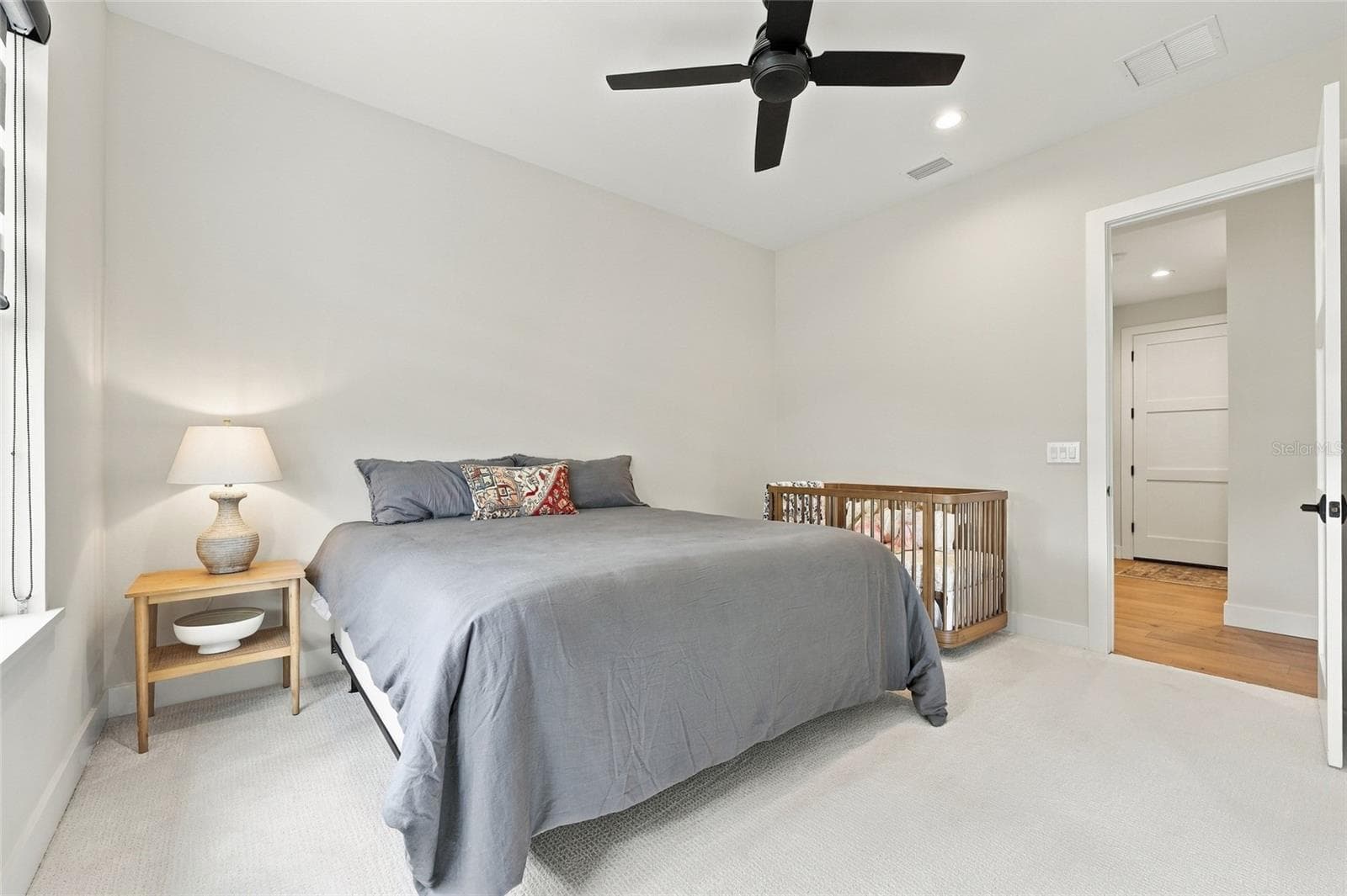 Single Family Residence at 15210 E OAKLAND AVE, WINTER GARDEN, photo 32 of 49