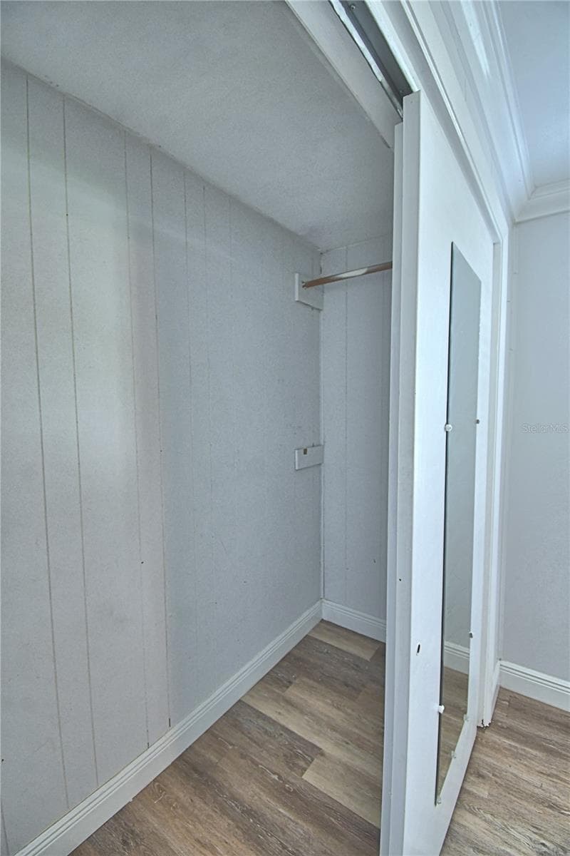 Bedroom 1 Closet - 201 LAKE DALE DR, AUBURNDALE