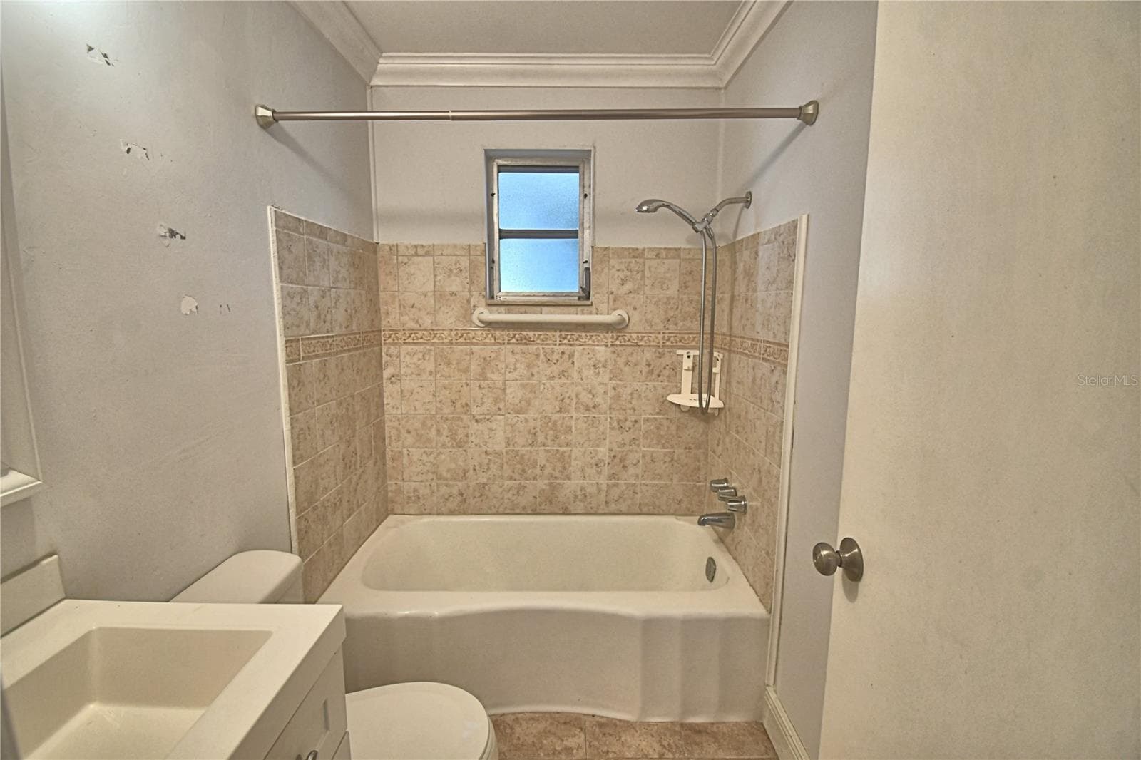 Bathroom 1 - 201 LAKE DALE DR, AUBURNDALE