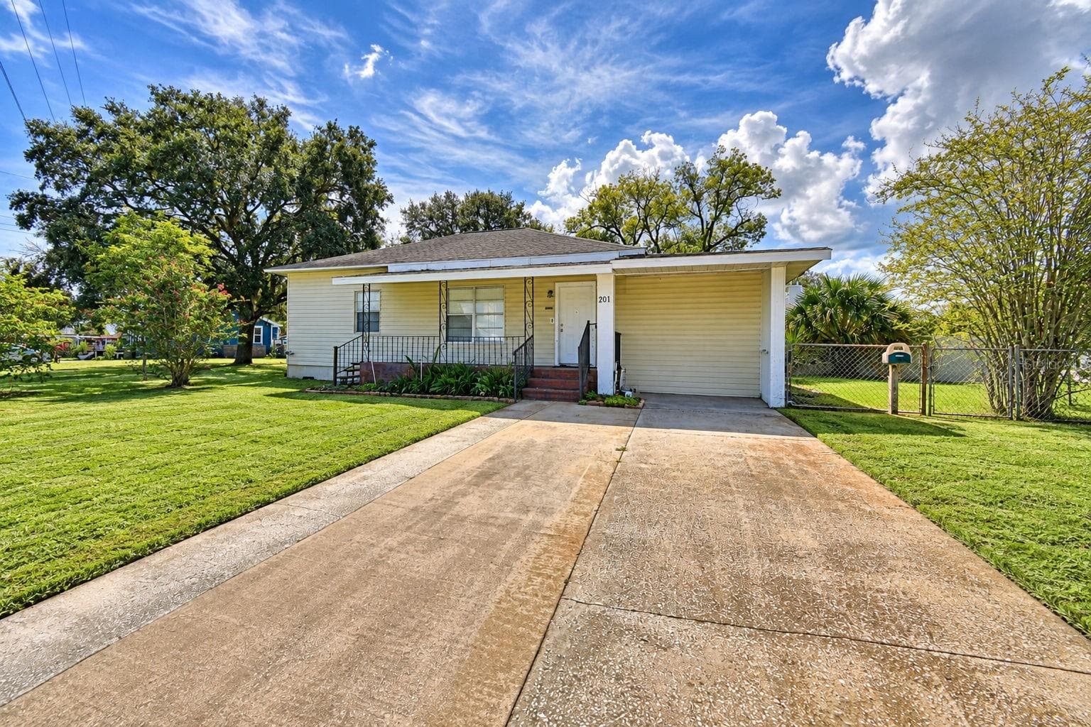 Single Family Residence at 201 LAKE DALE DR, AUBURNDALE, photo 39 of 39