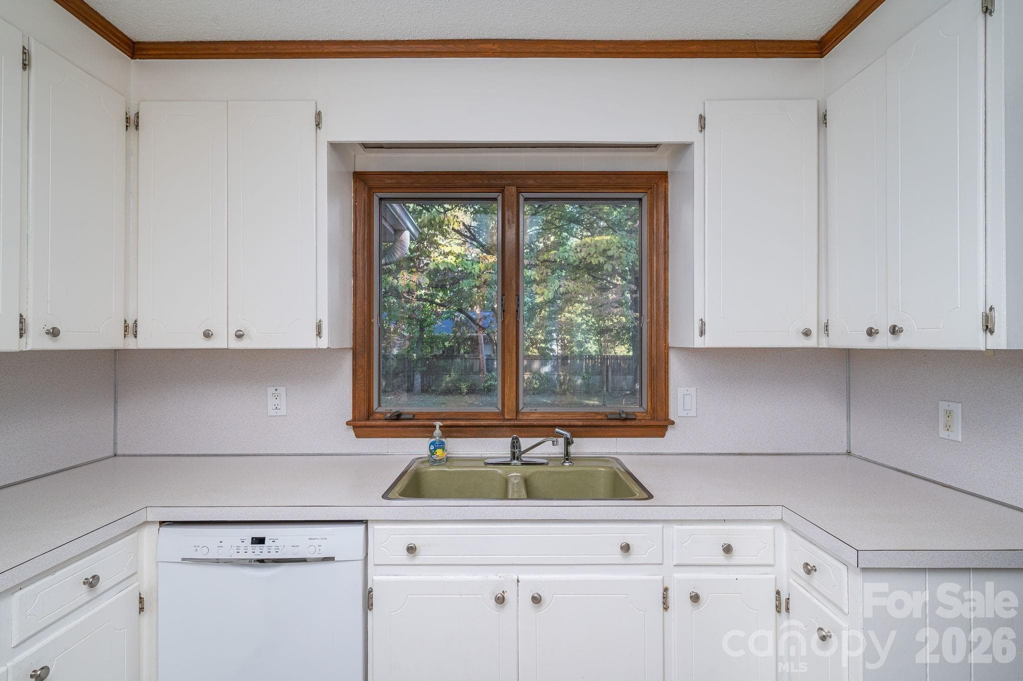 Single Family Residence at 602 Lee Street, Kings Mountain, photo 17 of 48