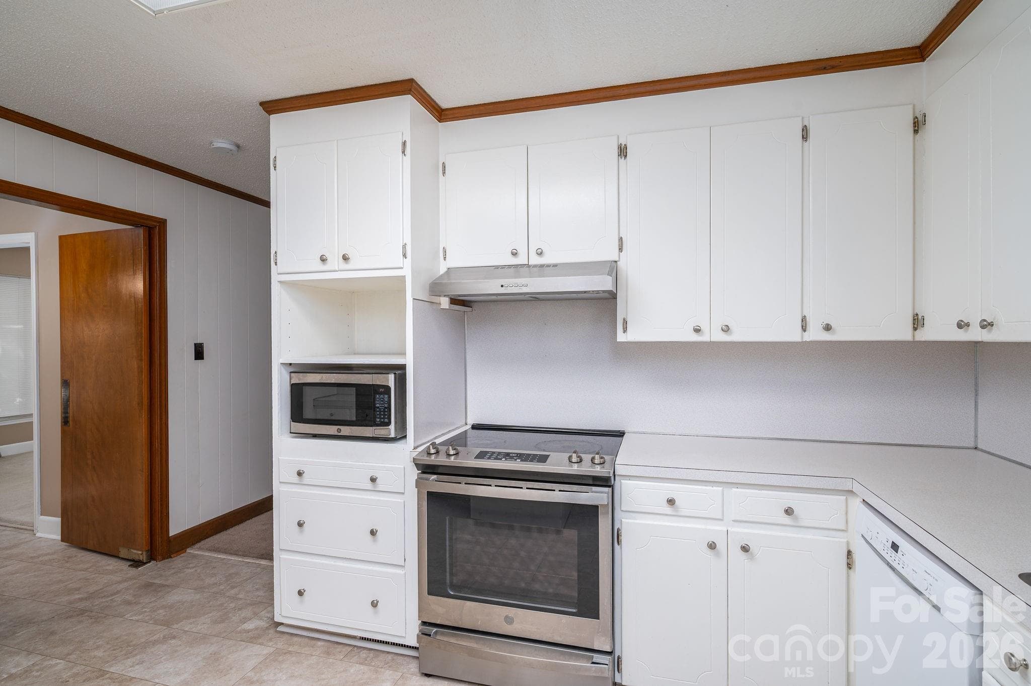 Single Family Residence at 602 Lee Street, Kings Mountain, photo 18 of 48