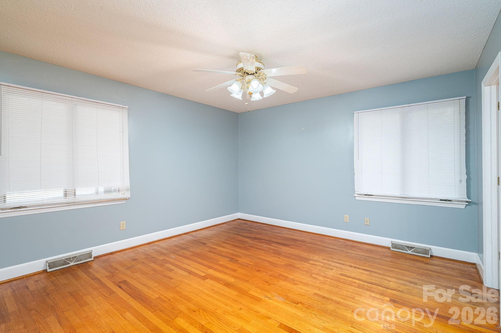 Single Family Residence at 602 Lee Street, Kings Mountain, photo 30 of 48