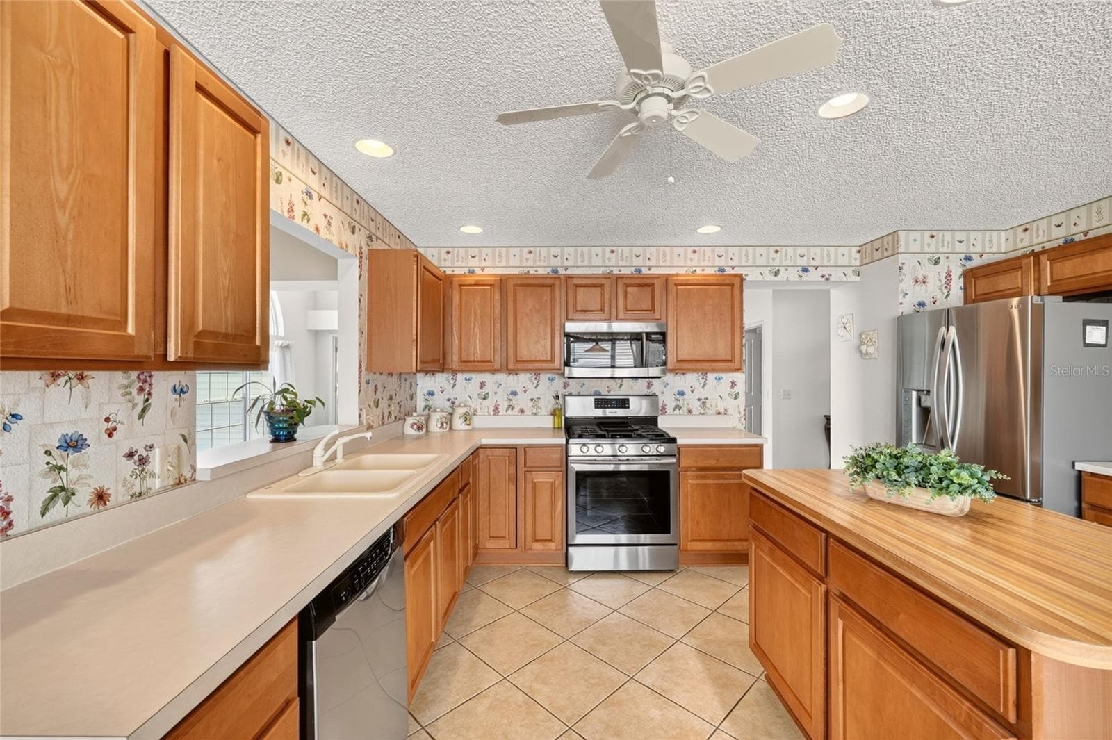 Single Family Residence at 16969 SE 92ND PELHAM AVE, THE VILLAGES, photo 18 of 61