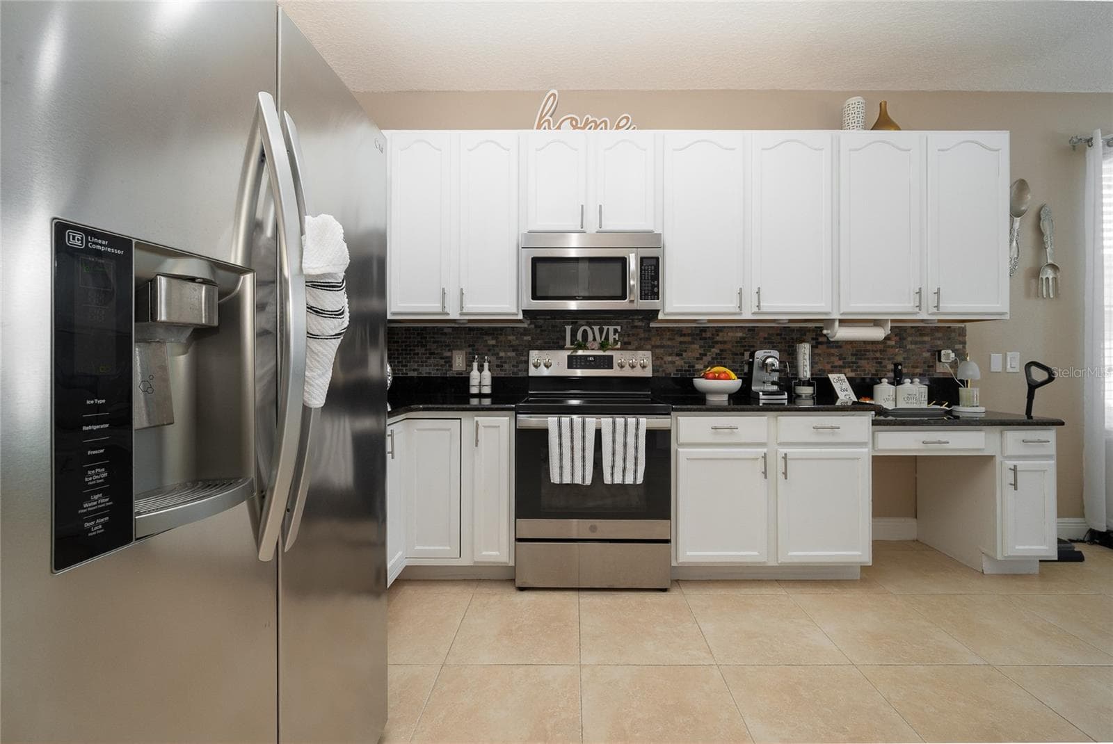 Single Family Residence at 2122 CASCADES COVE DR, ORLANDO, photo 21 of 51
