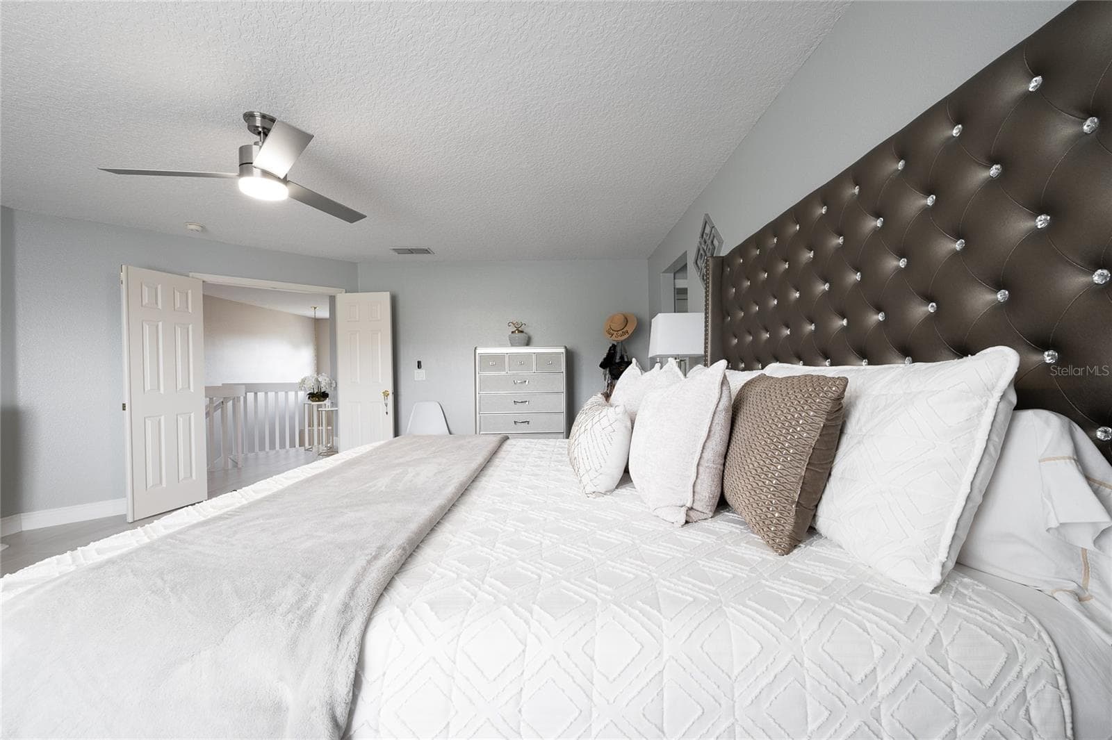 The Master Bedroom - 2122 CASCADES COVE DR, ORLANDO