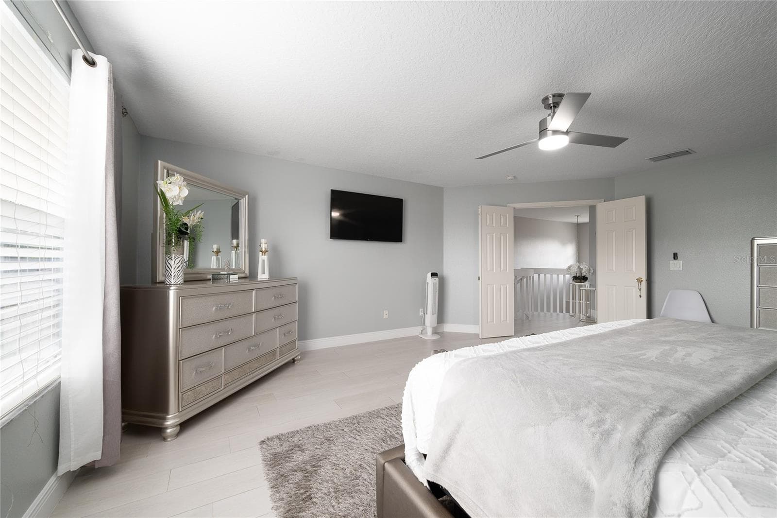 The Master Bedroom - 2122 CASCADES COVE DR, ORLANDO