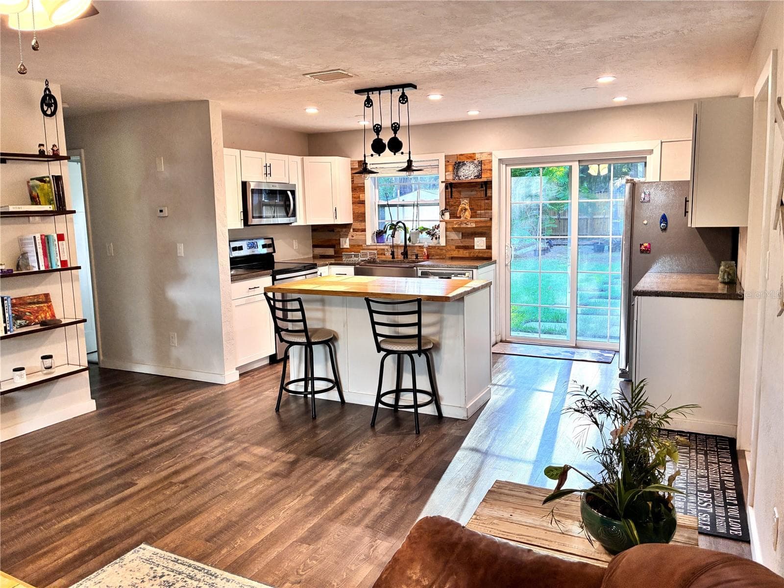 Single Family Residence at 9150 50TH ST N, PINELLAS PARK, photo 10 of 30