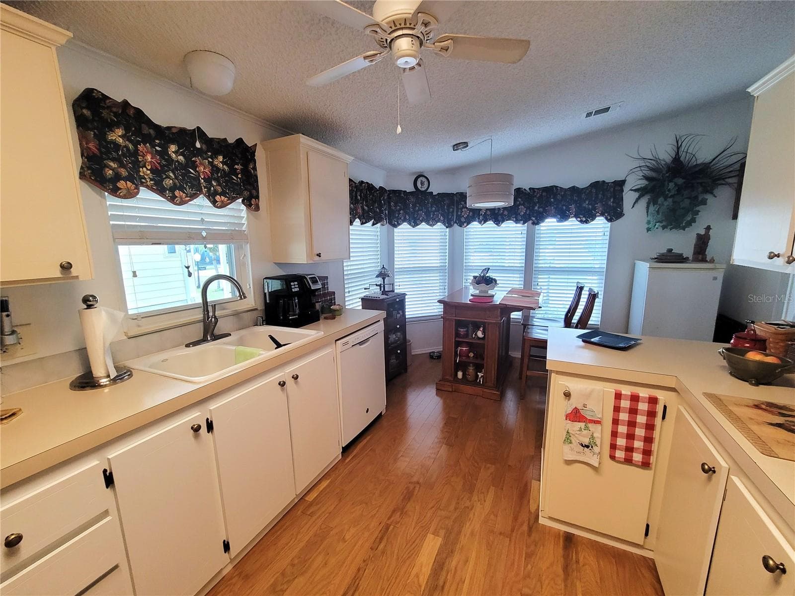 Manufactured Home at 345 VICTORIA DR, HAINES CITY, photo 34 of 85