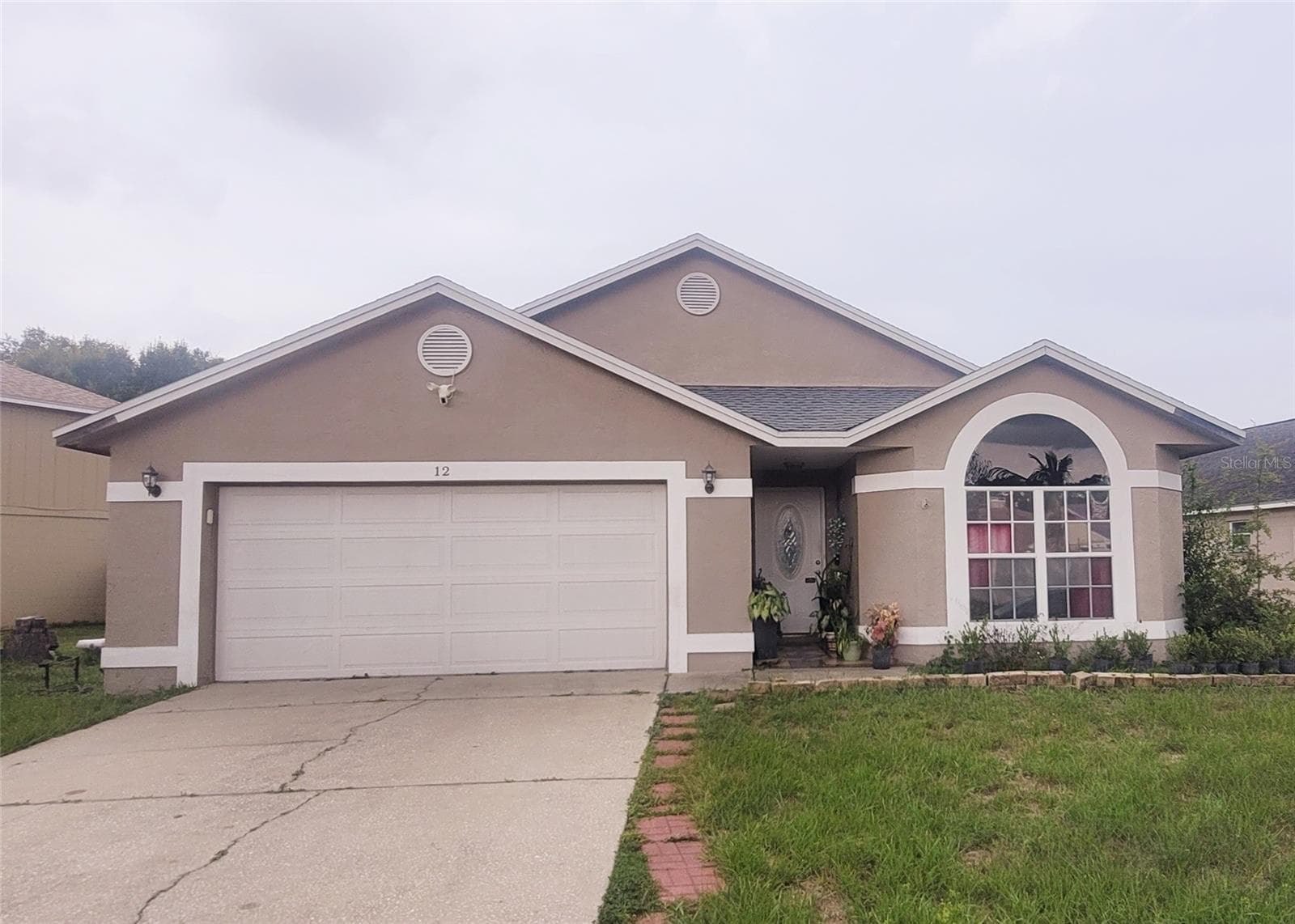Single Family Residence at 12 SAINT KITTS CIR, WINTER HAVEN, photo 2 of 34