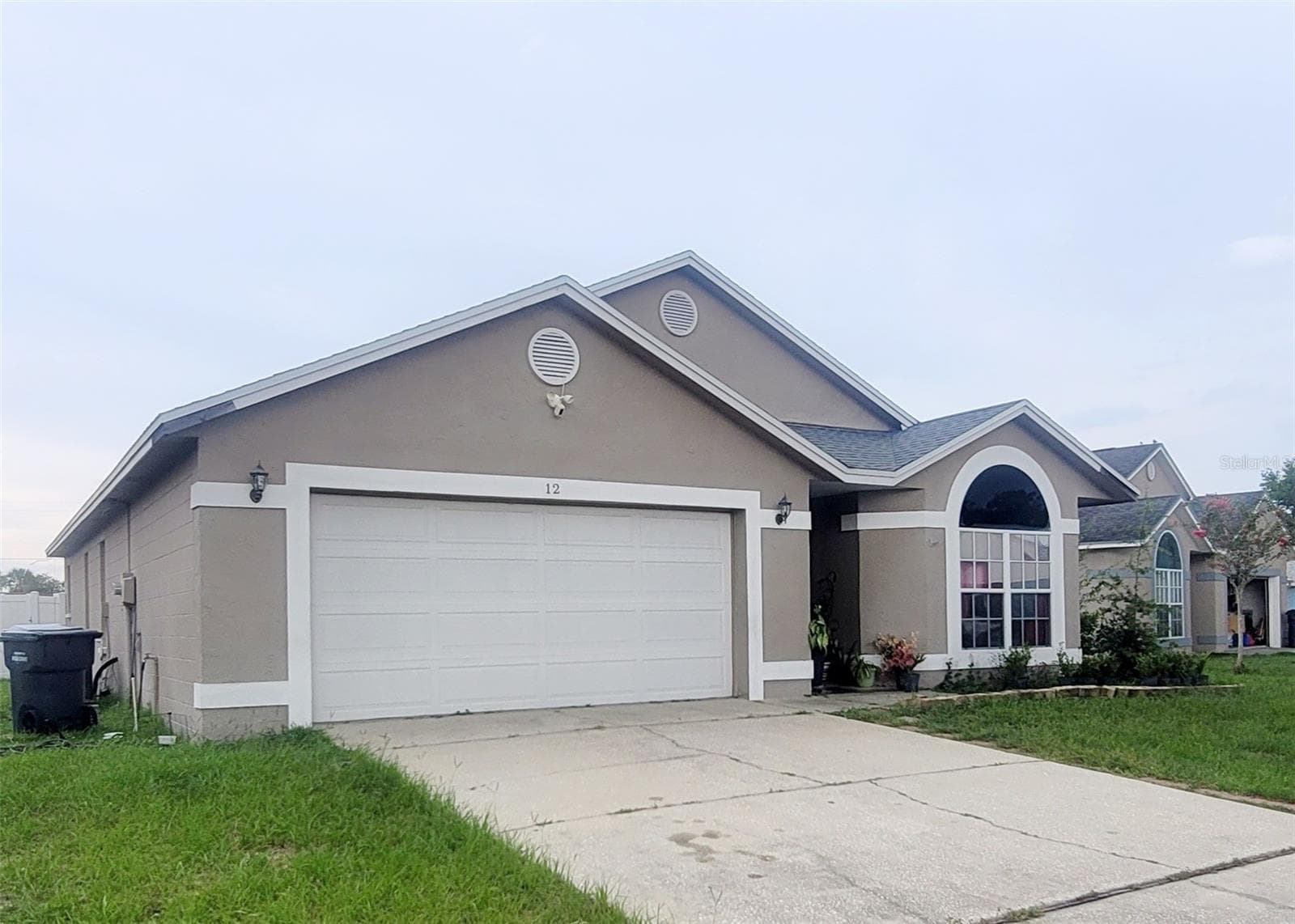 Single Family Residence at 12 SAINT KITTS CIR, WINTER HAVEN, photo 4 of 34