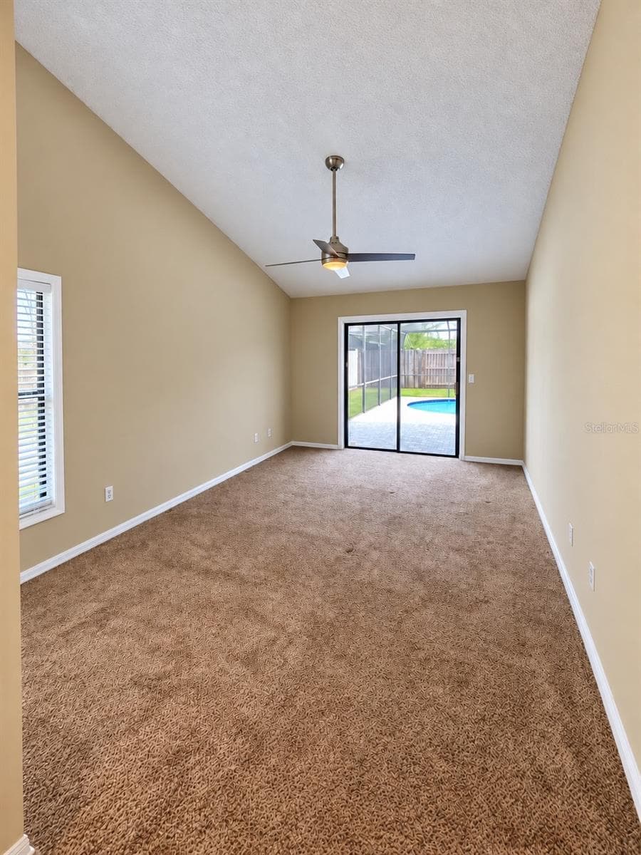 Single Family Residence at 1912 ELK SPRING DR, BRANDON, photo 22 of 44