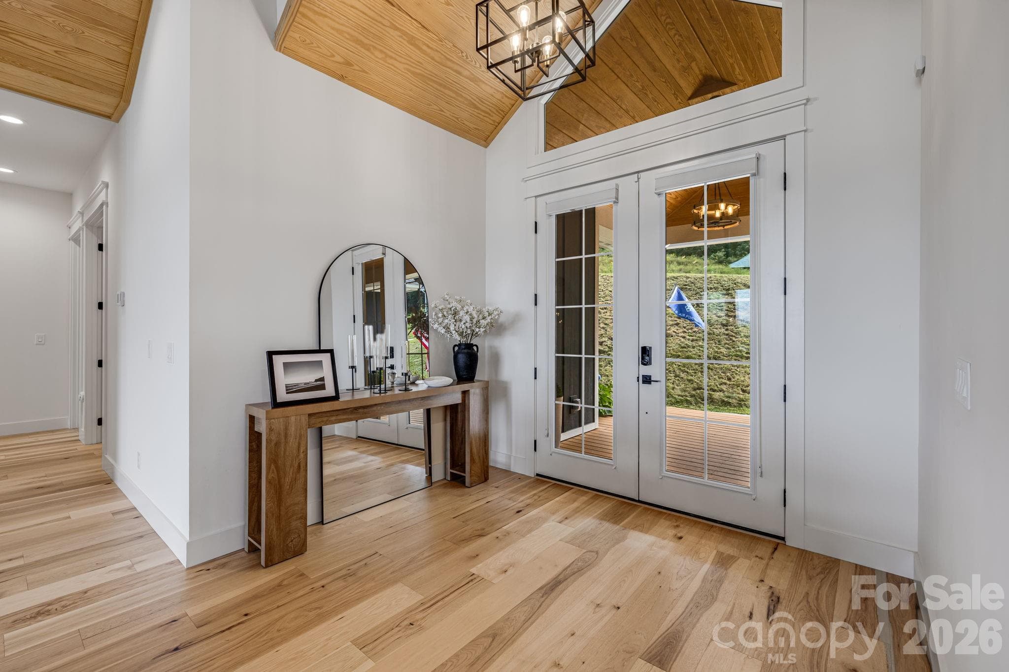 Single Family Residence at 297 Maple Knoll Drive, Hendersonville, photo 12 of 48