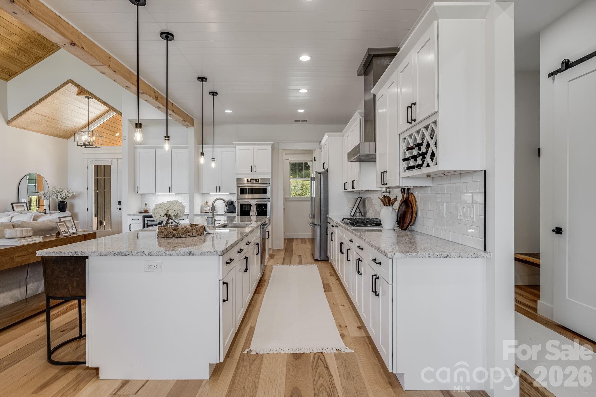 Single Family Residence at 297 Maple Knoll Drive, Hendersonville, photo 17 of 48