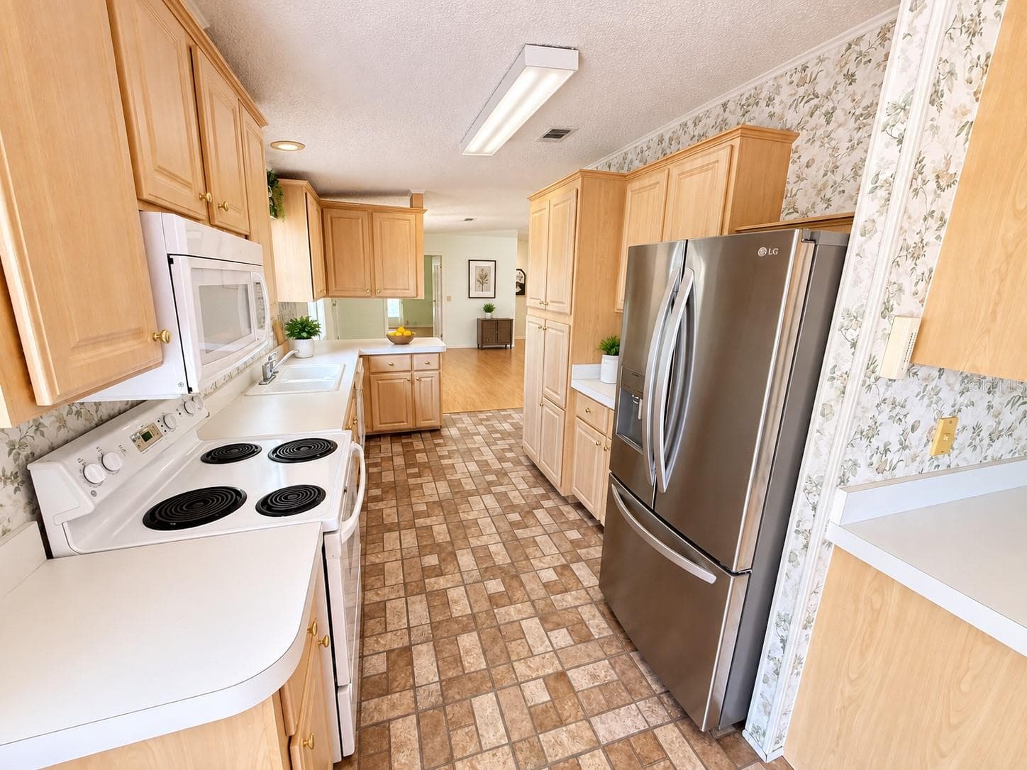 Manufactured Home at 4986 MOUNT OLIVE SHORES DR, POLK CITY, photo 10 of 24