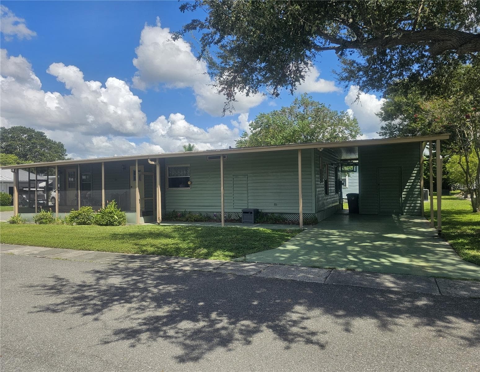Right Side - 225 TARPON LANE, OLDSMAR