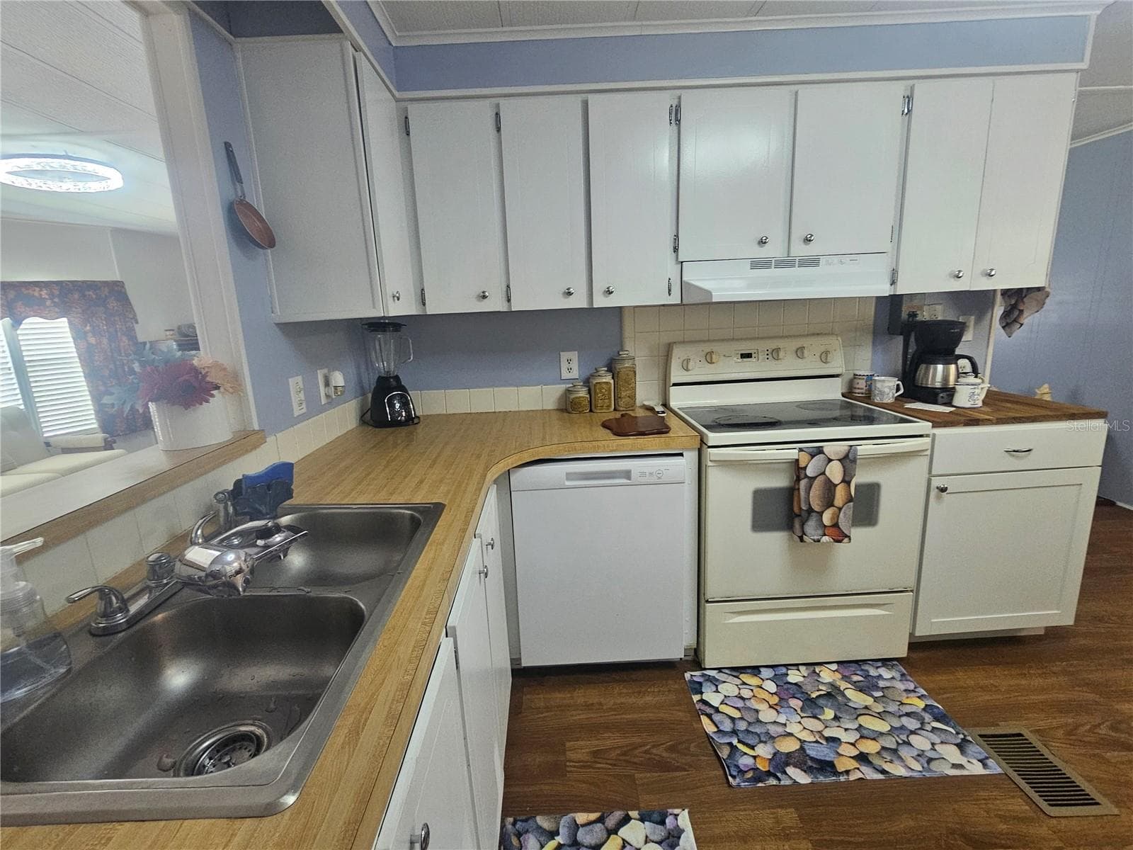 Kitchen - 225 TARPON LANE, OLDSMAR