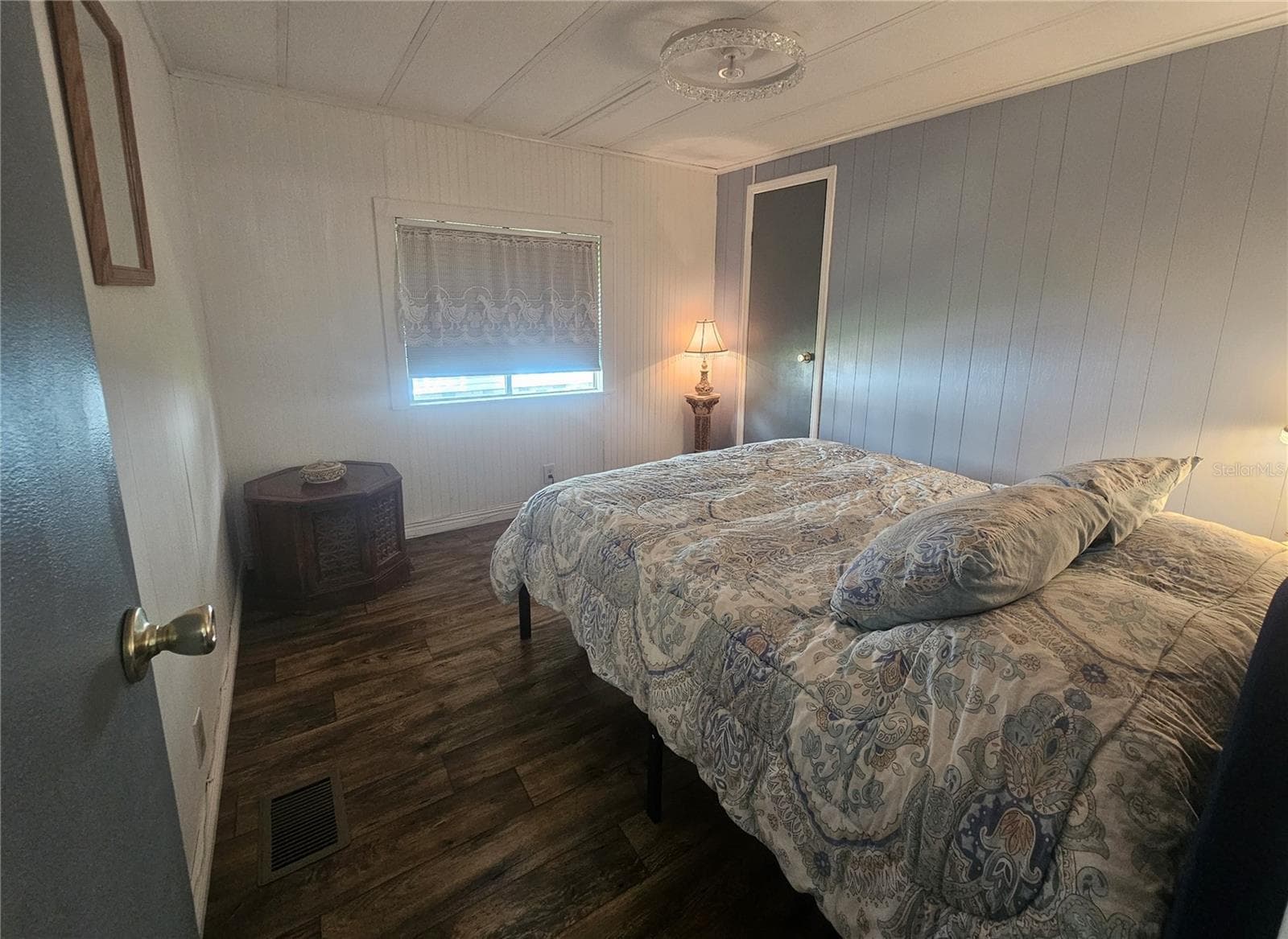 Guest Bedroom - 225 TARPON LANE, OLDSMAR