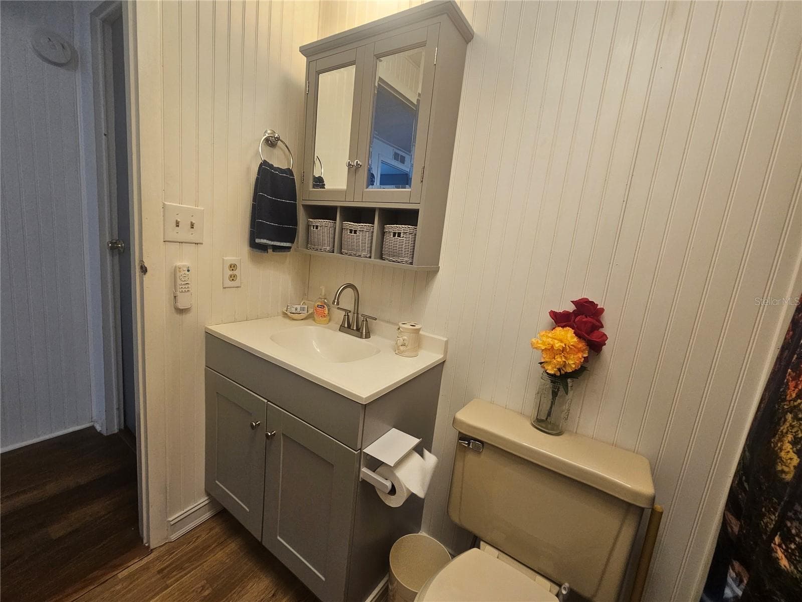 Guest Bathroom - 225 TARPON LANE, OLDSMAR