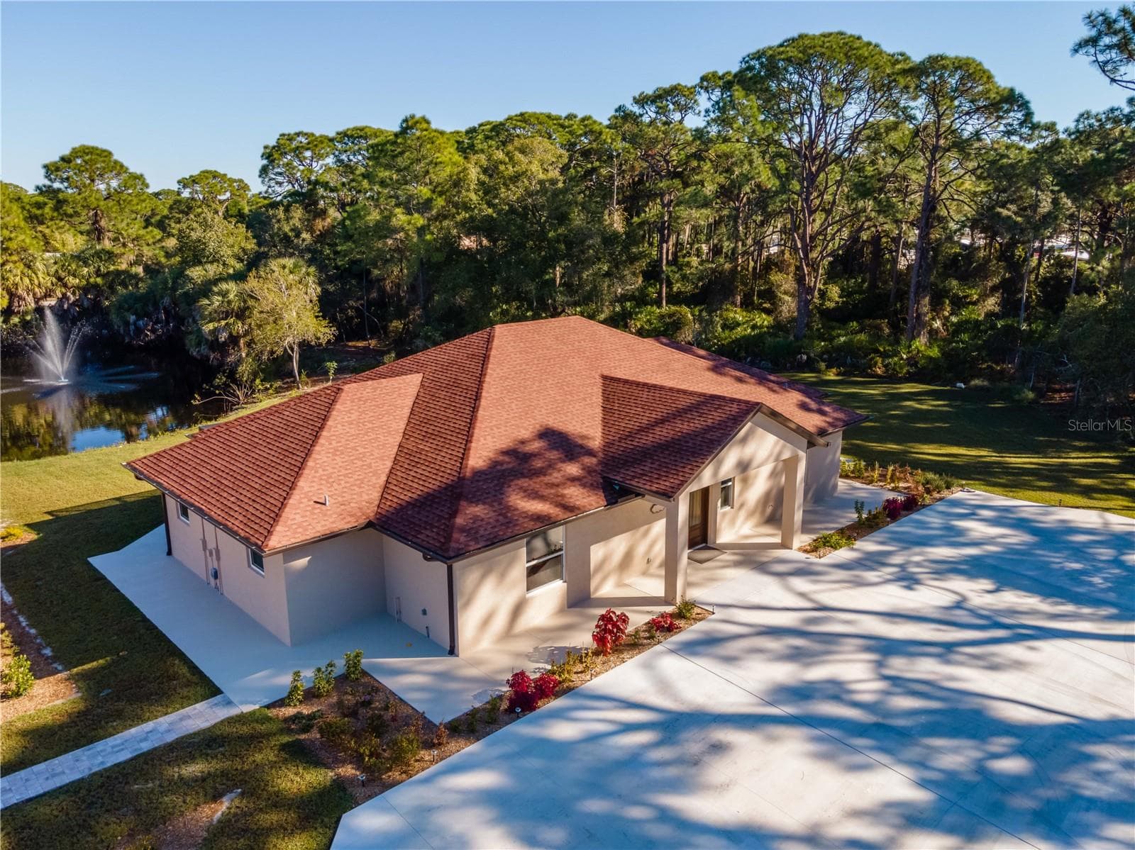 The guest house. The open are to the right is where they have held a wedding. This is permitted by the county with less than 50 guests. As you can see, there is ample parking with still more concrete driveway not shown in the picture. - 1991 HEASLEY, ENGLEWOOD