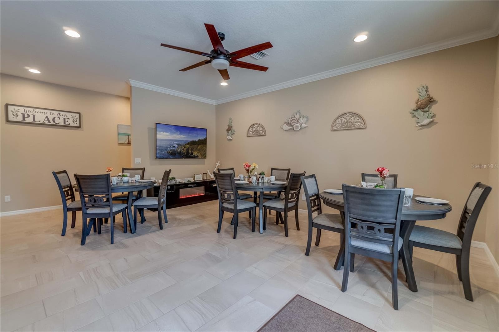 This HVAC system has six zones. Each suite controls their own air and the 6th zone is for this common room. It is large enough for several tables or even couches and recliners. It is a great place for people to gather. - 1991 HEASLEY, ENGLEWOOD