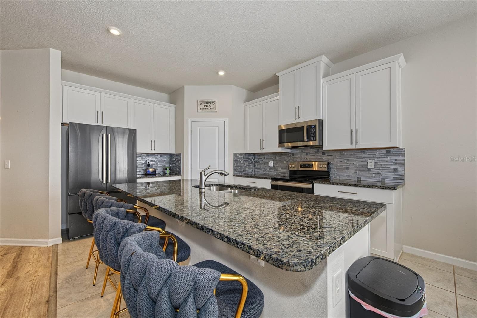 Single Family Residence at 8891 PRAIRIE CREEK DR, NEW PORT RICHEY, photo 13 of 38