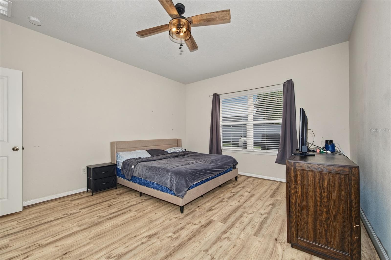 Single Family Residence at 8891 PRAIRIE CREEK DR, NEW PORT RICHEY, photo 17 of 38
