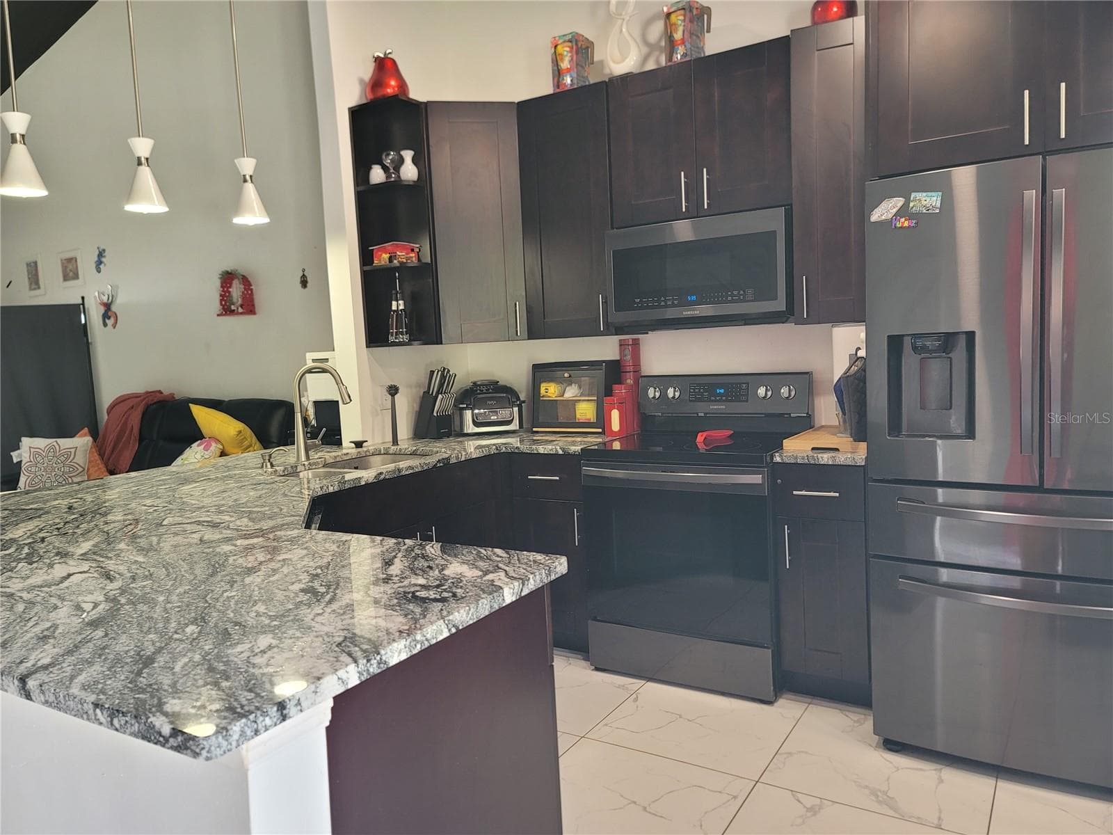 Villa at 1709 RIVERS EDGE DR, ORLANDO, photo 2 of 18