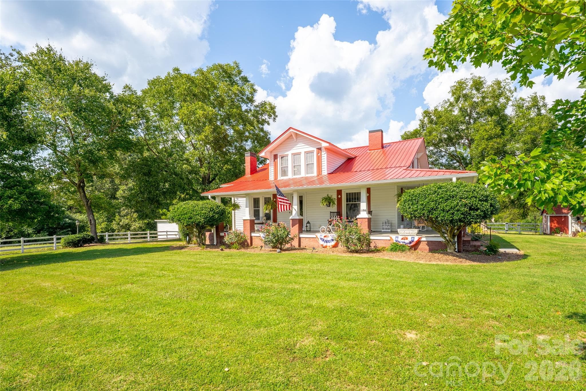 1186 Denton Road