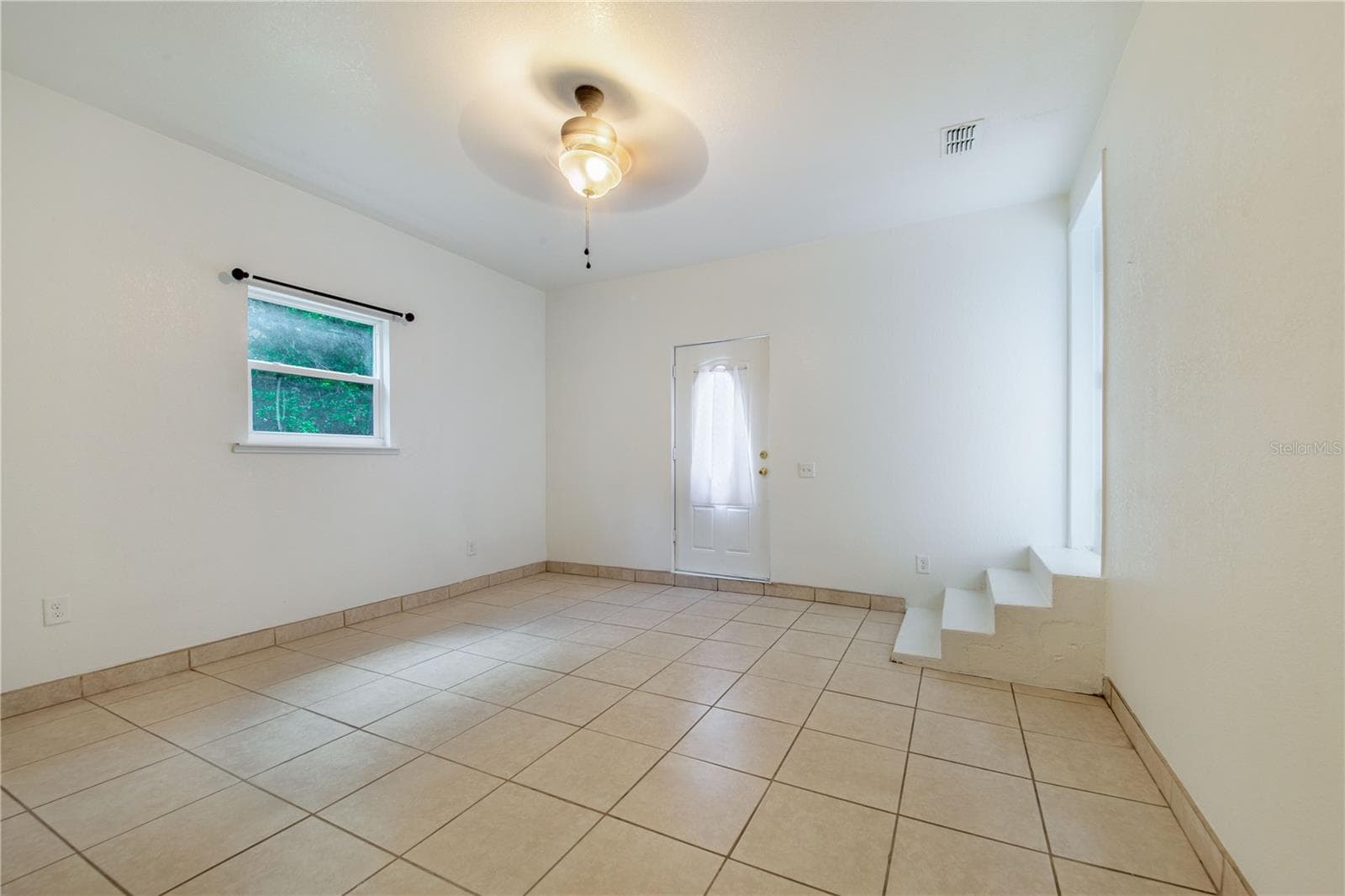 Primary Bedroom - 6 E MAGNOLIA ST, DAVENPORT