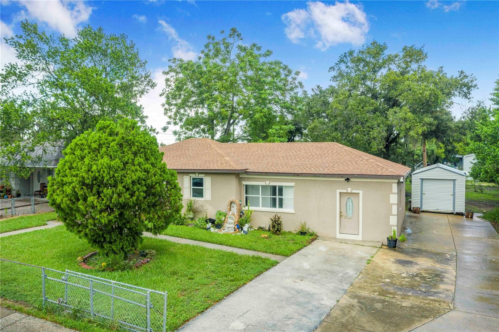 Side - 6 E MAGNOLIA ST, DAVENPORT