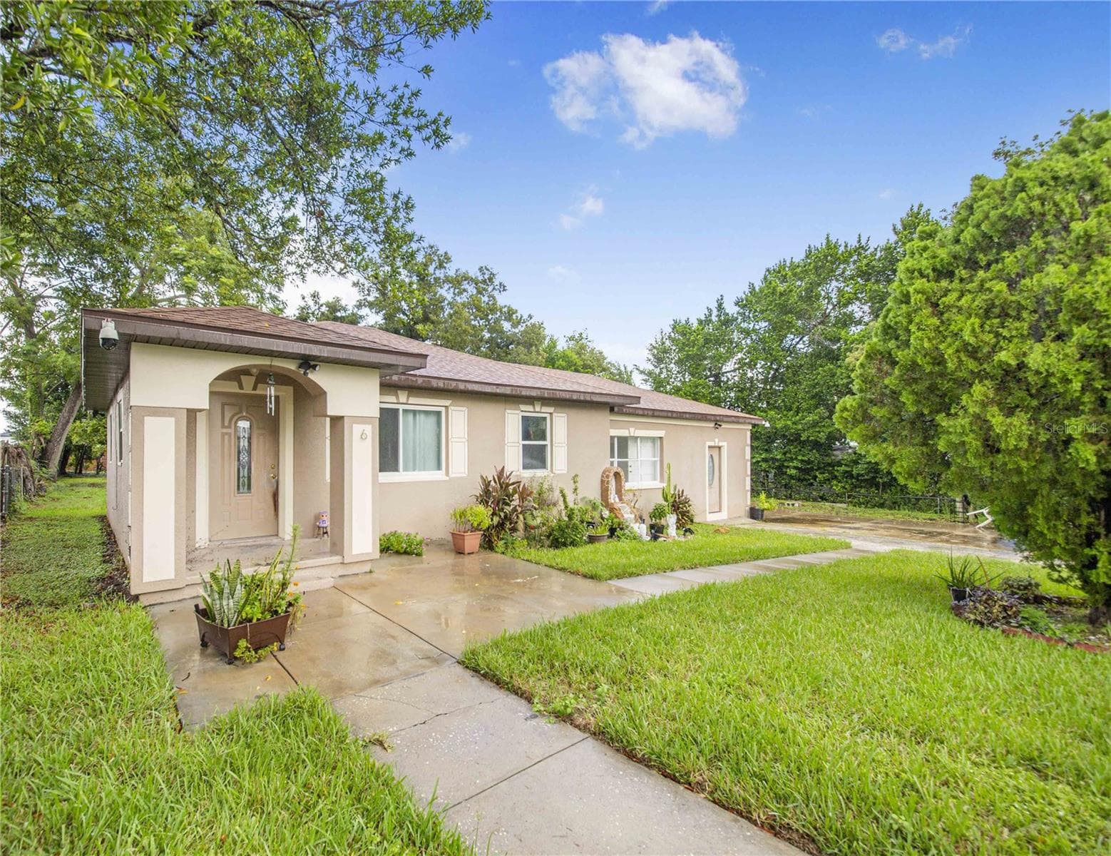 Side - 6 E MAGNOLIA ST, DAVENPORT