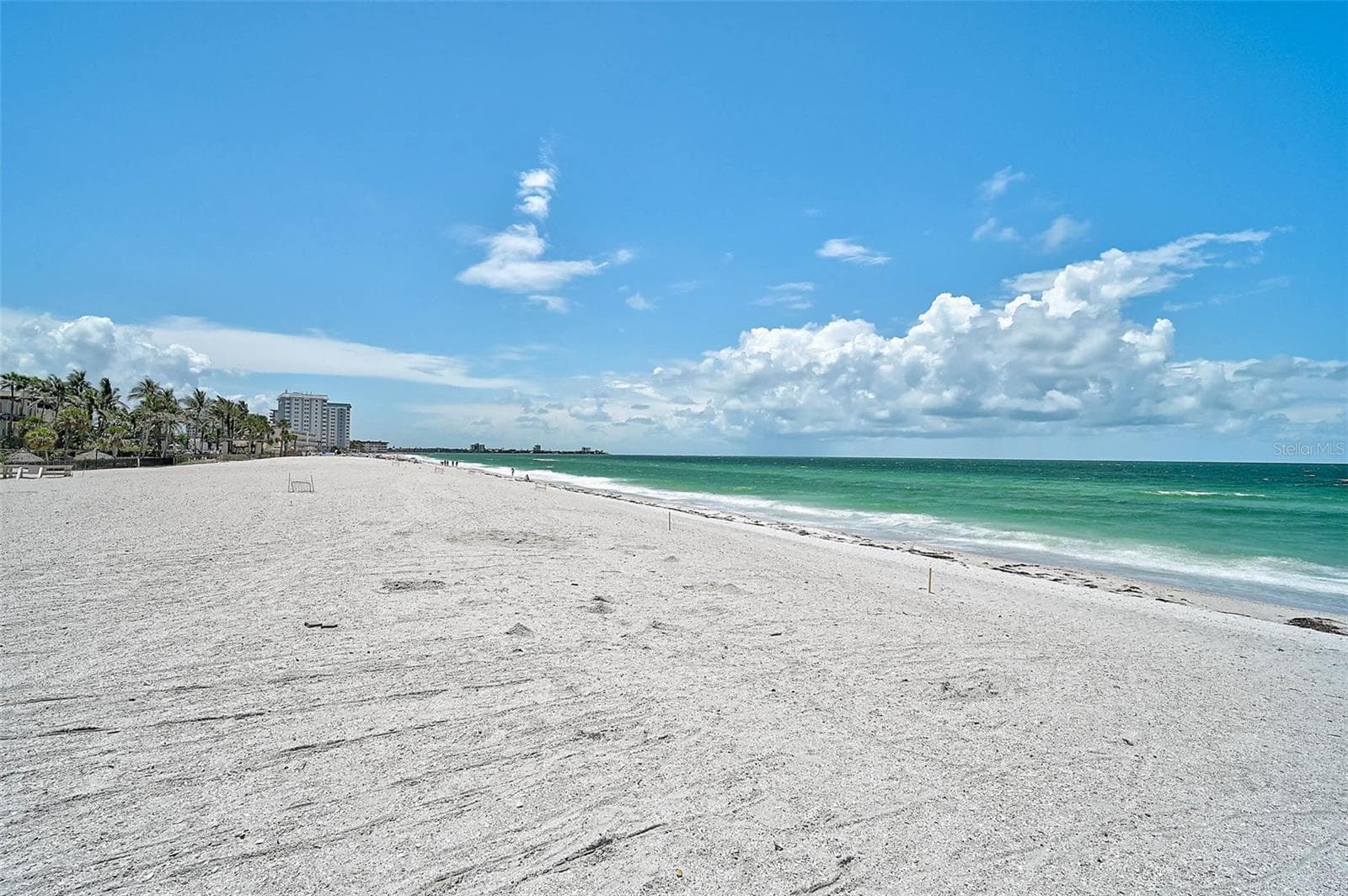 Condominium at 1100 BENJAMIN FRANKLIN DR #802, SARASOTA, photo 31 of 41