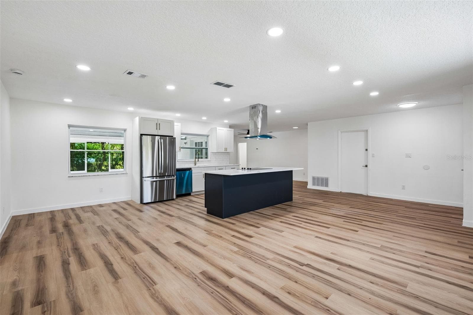 Single Family Residence at 3334 YOUNG ST, WINTER PARK, photo 10 of 22