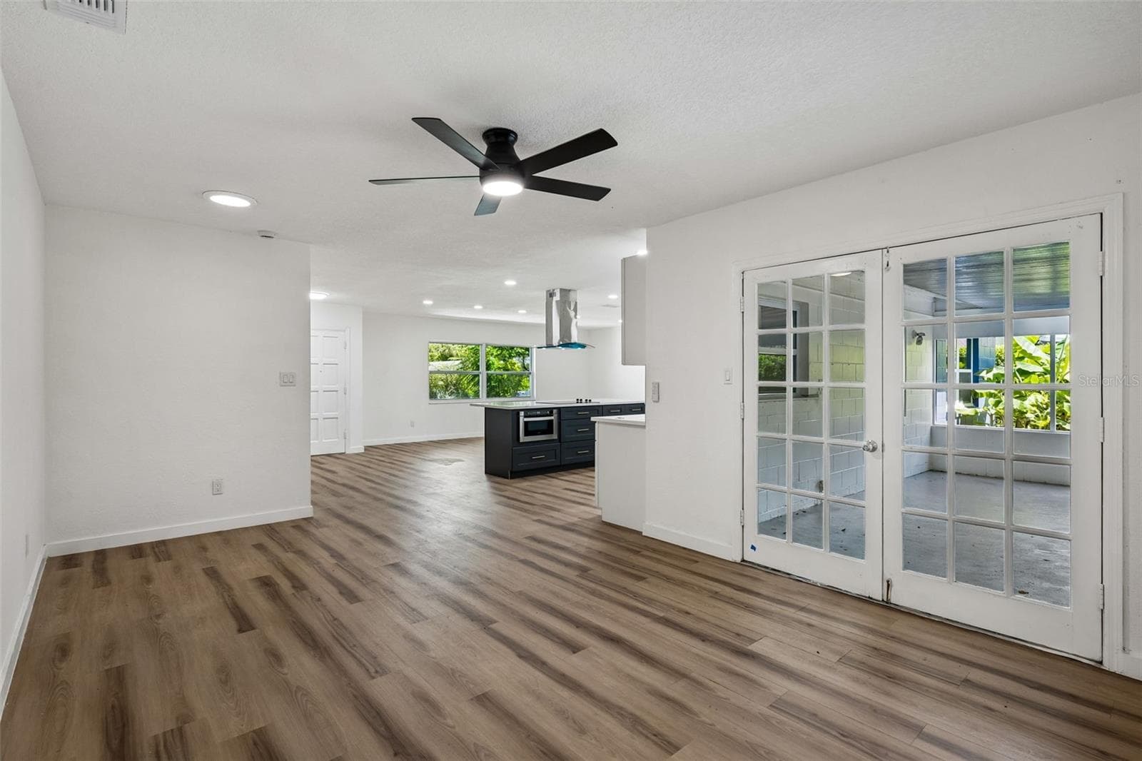Single Family Residence at 3334 YOUNG ST, WINTER PARK, photo 12 of 22