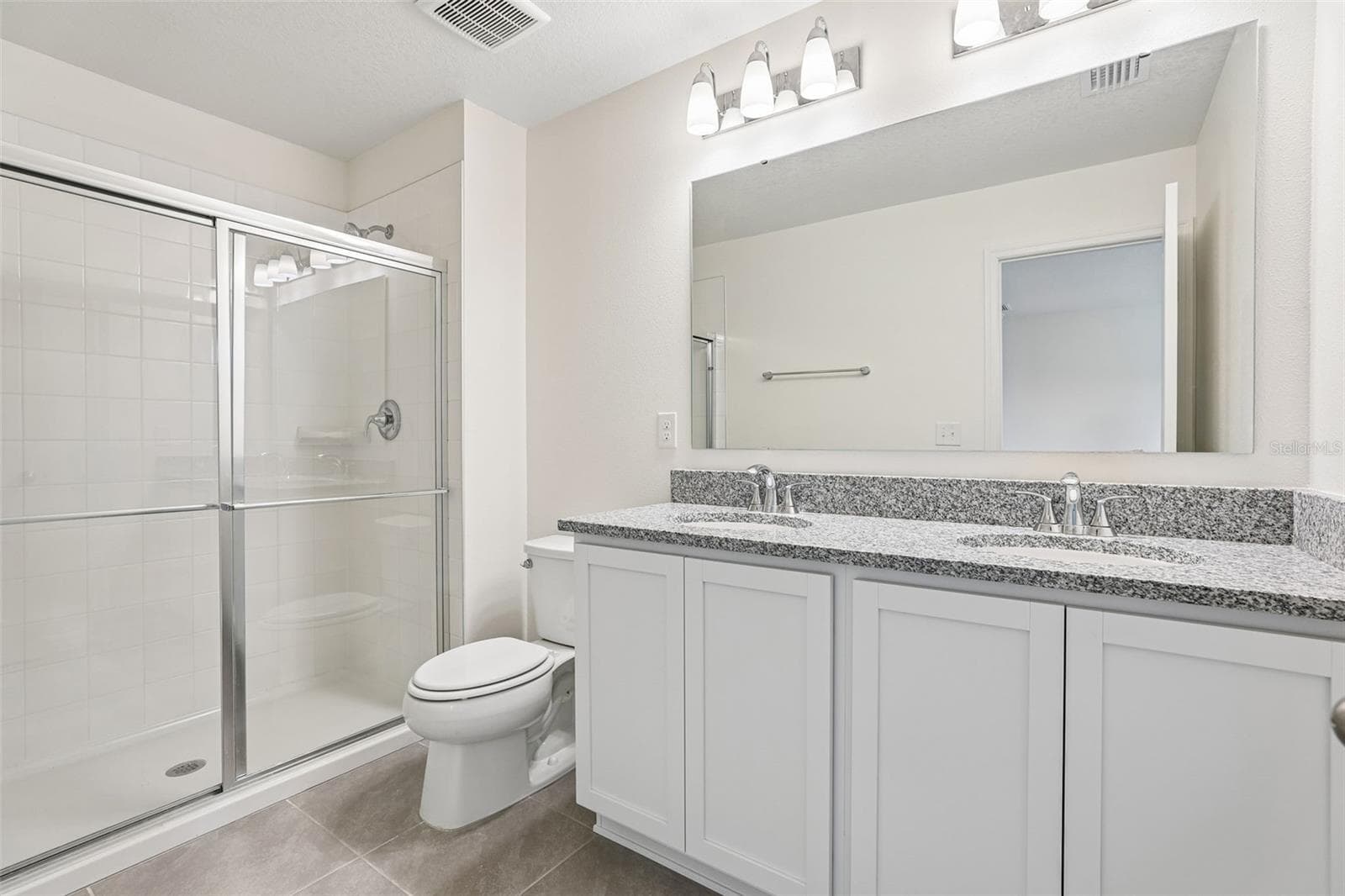 Townhouse at 683 MEADOWS EDGE PL, LAKE WALES, photo 9 of 16