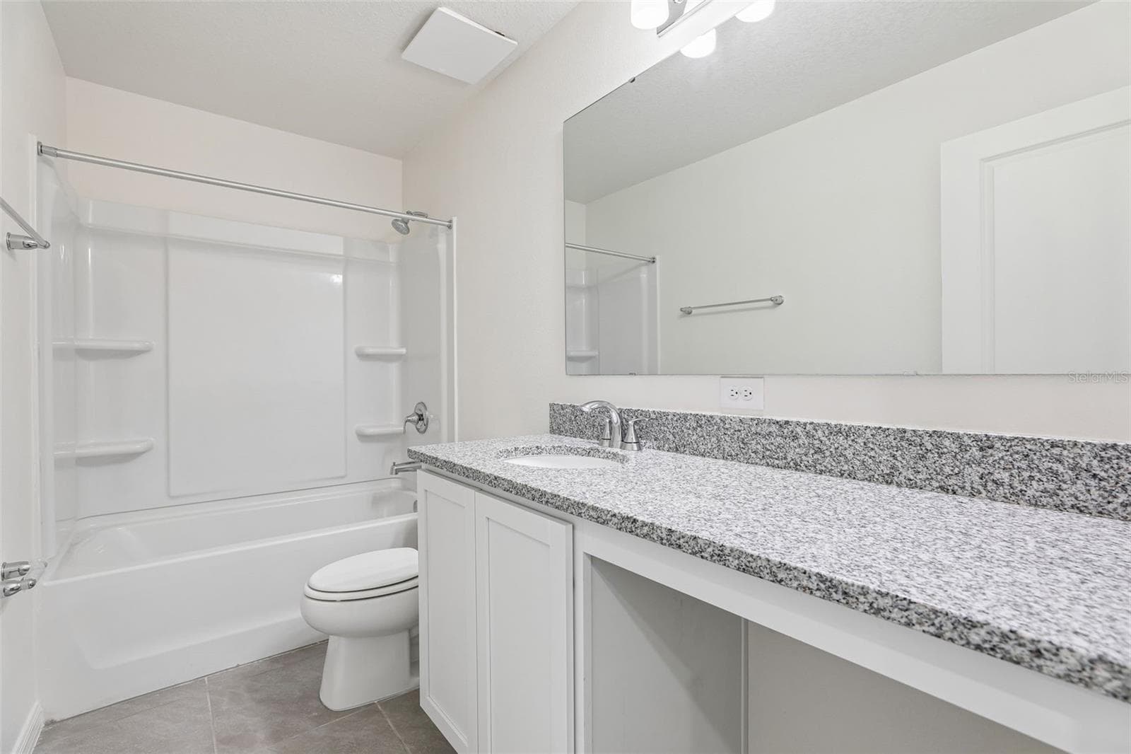 Townhouse at 683 MEADOWS EDGE PL, LAKE WALES, photo 10 of 16