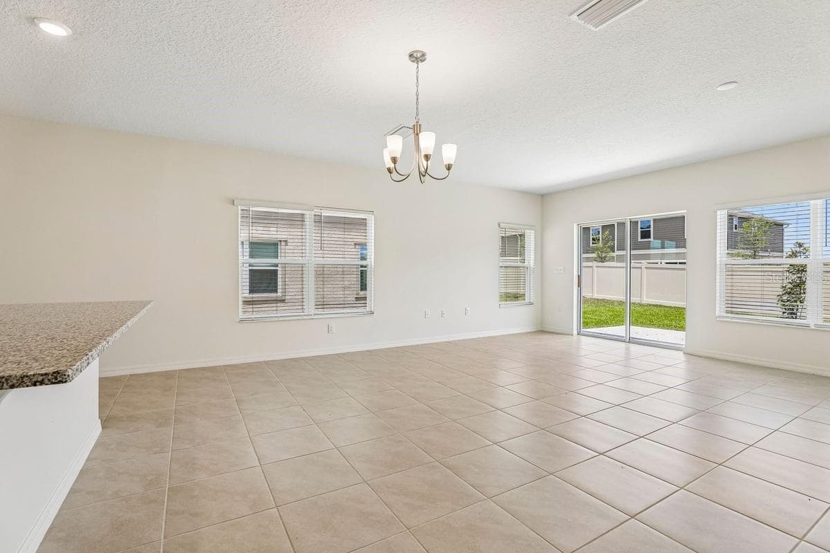Townhouse at 647 MEADOWS EDGE PL, LAKE WALES, photo 8 of 18